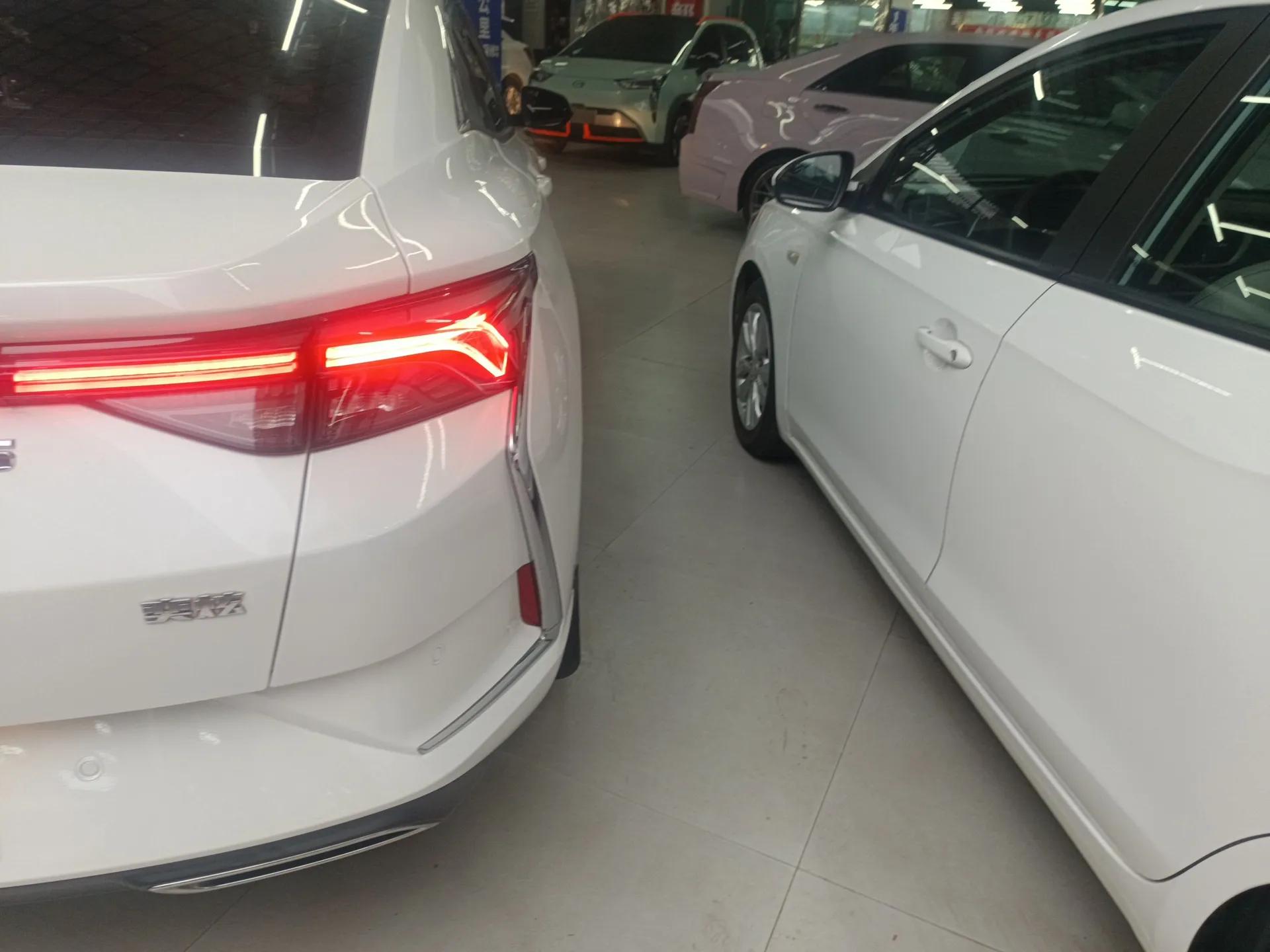 Dongfeng Aeolus Yixuan 2020 230T Automatic Advanced Edition — миниатюра 7