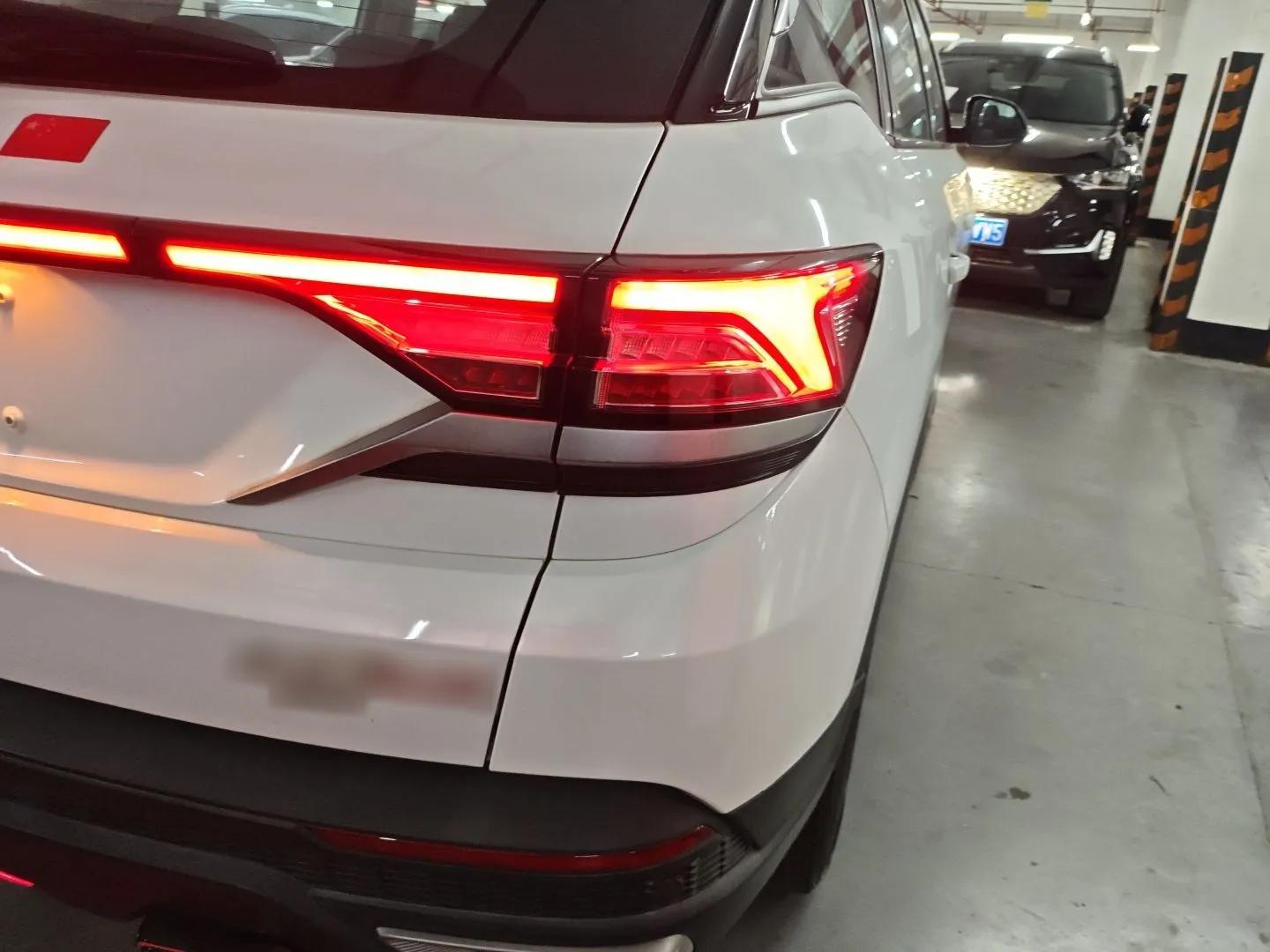 Dongfeng Aeolus AX7 2022 Mach Edition 1.5T DCT DF31 — миниатюра 8