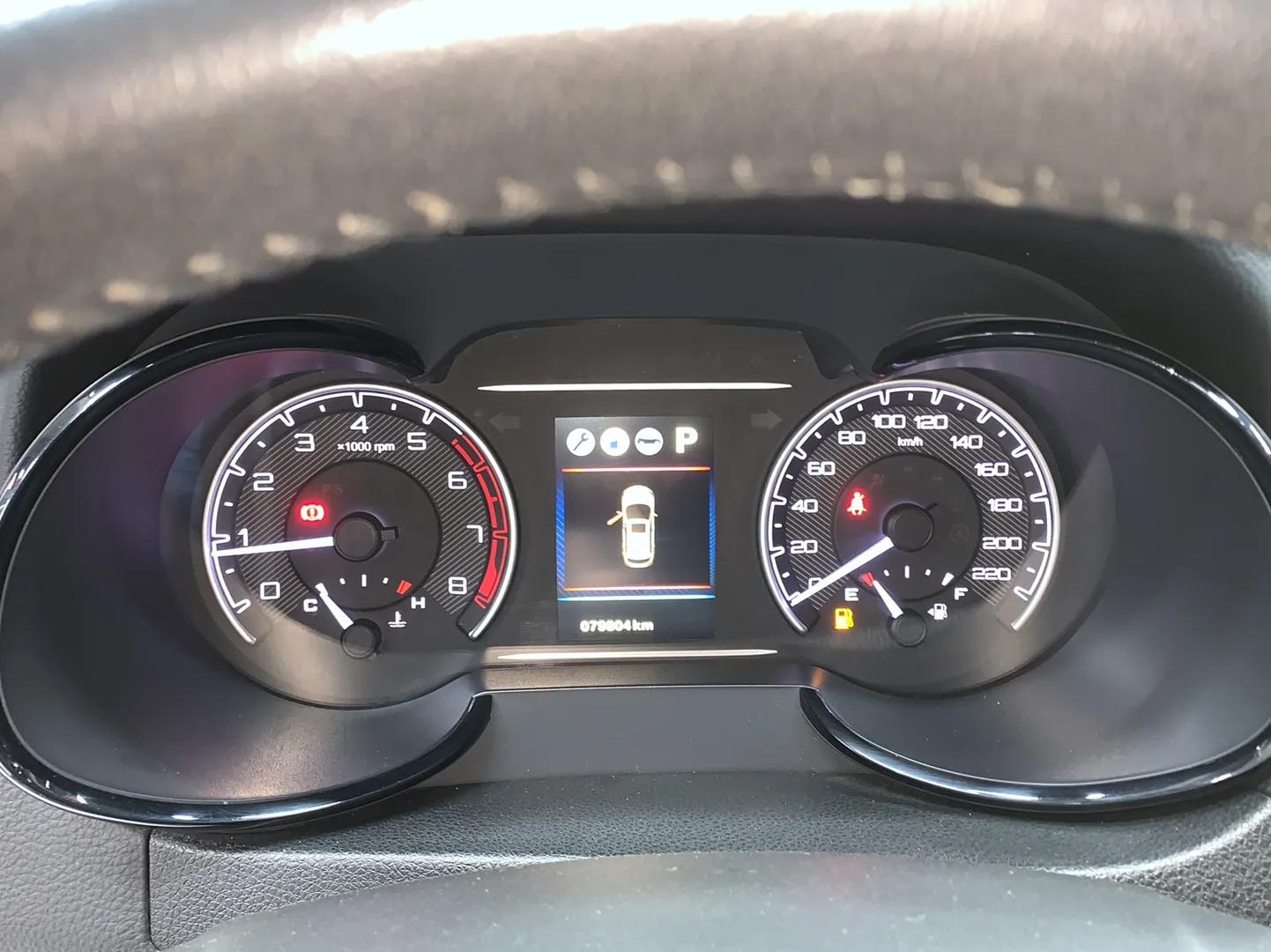 Dongfeng Aeolus AX7 2016 2.0L Automatic Zhiyi Trim — миниатюра 12