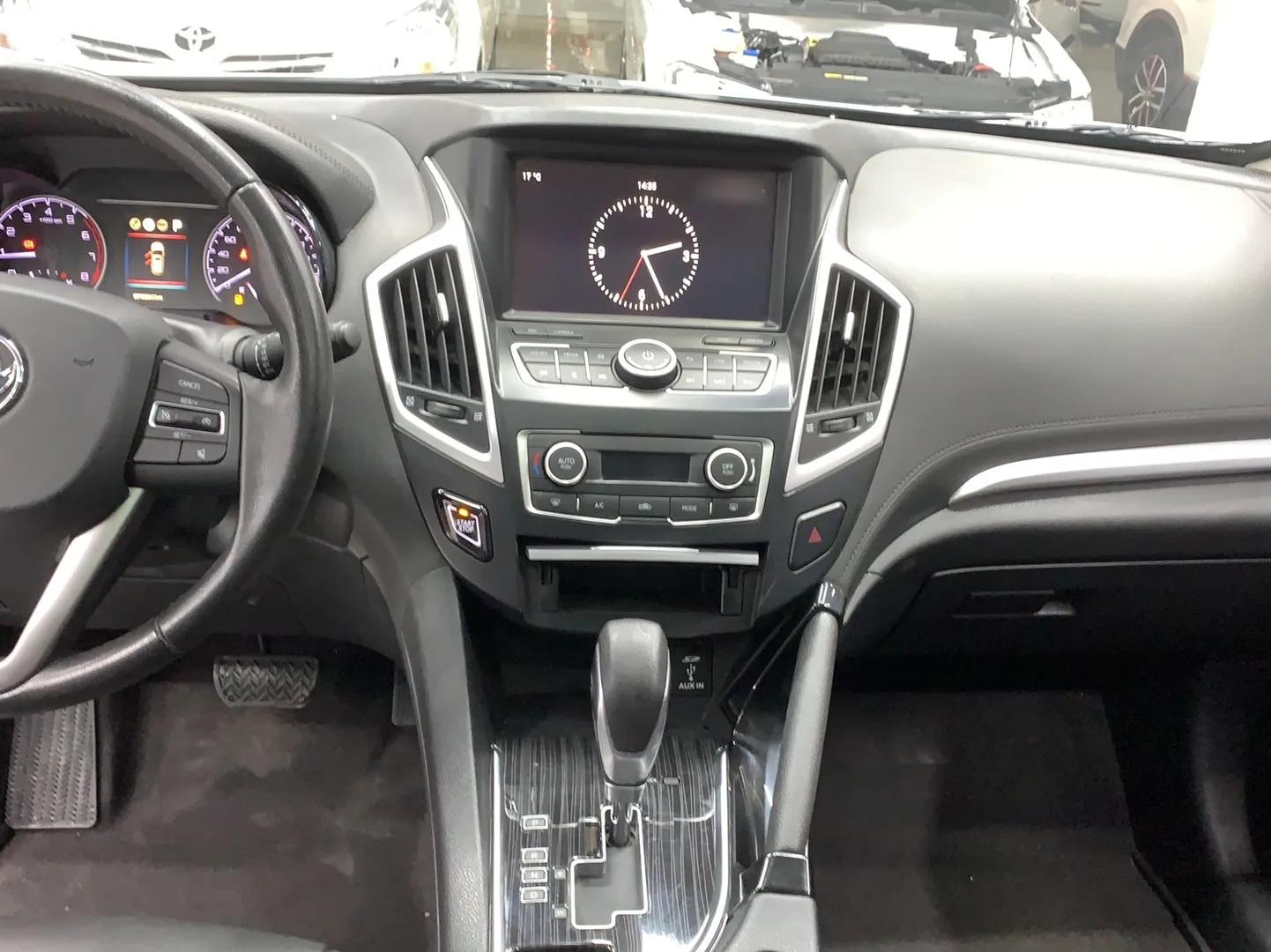 Dongfeng Aeolus AX7 2016 2.0L Automatic Zhiyi Trim — миниатюра 13