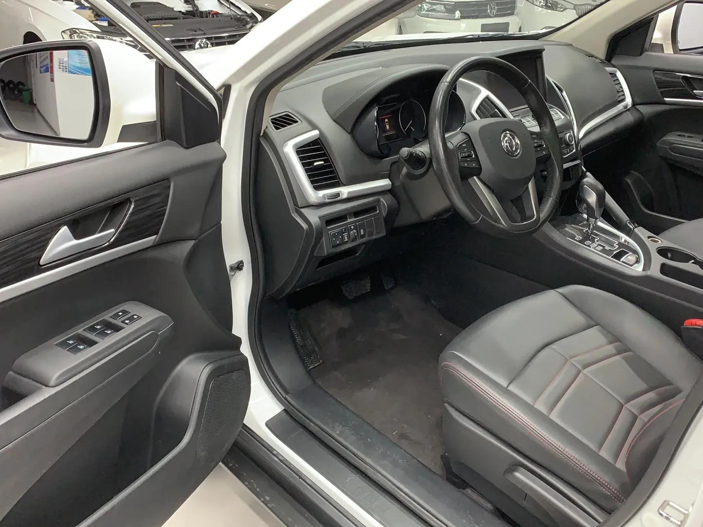 Dongfeng Aeolus AX7 2016 2.0L Automatic Zhiyi Trim — миниатюра 16