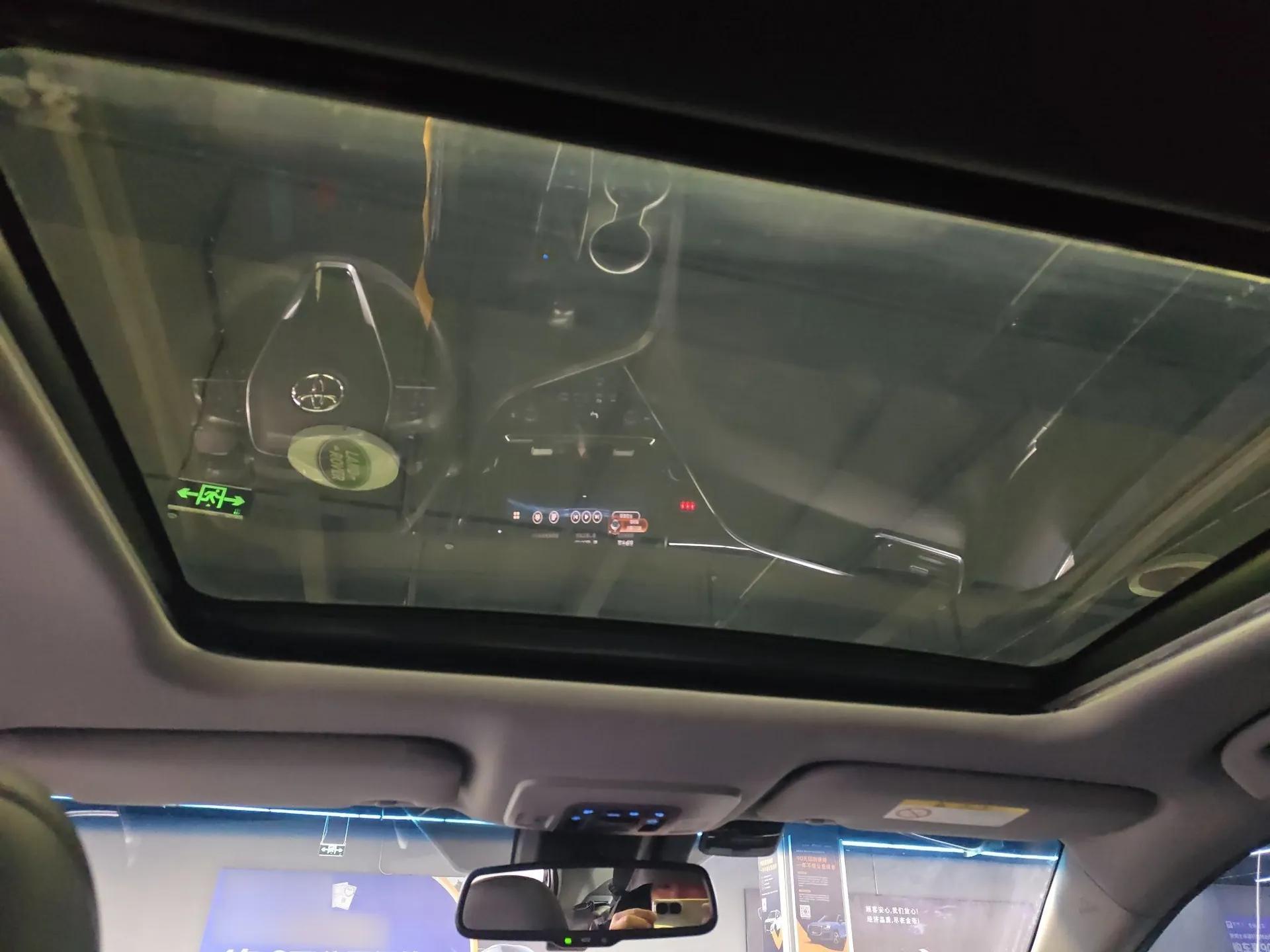 Toyota Camry 2021 2.5G Luxury Edition — миниатюра 16