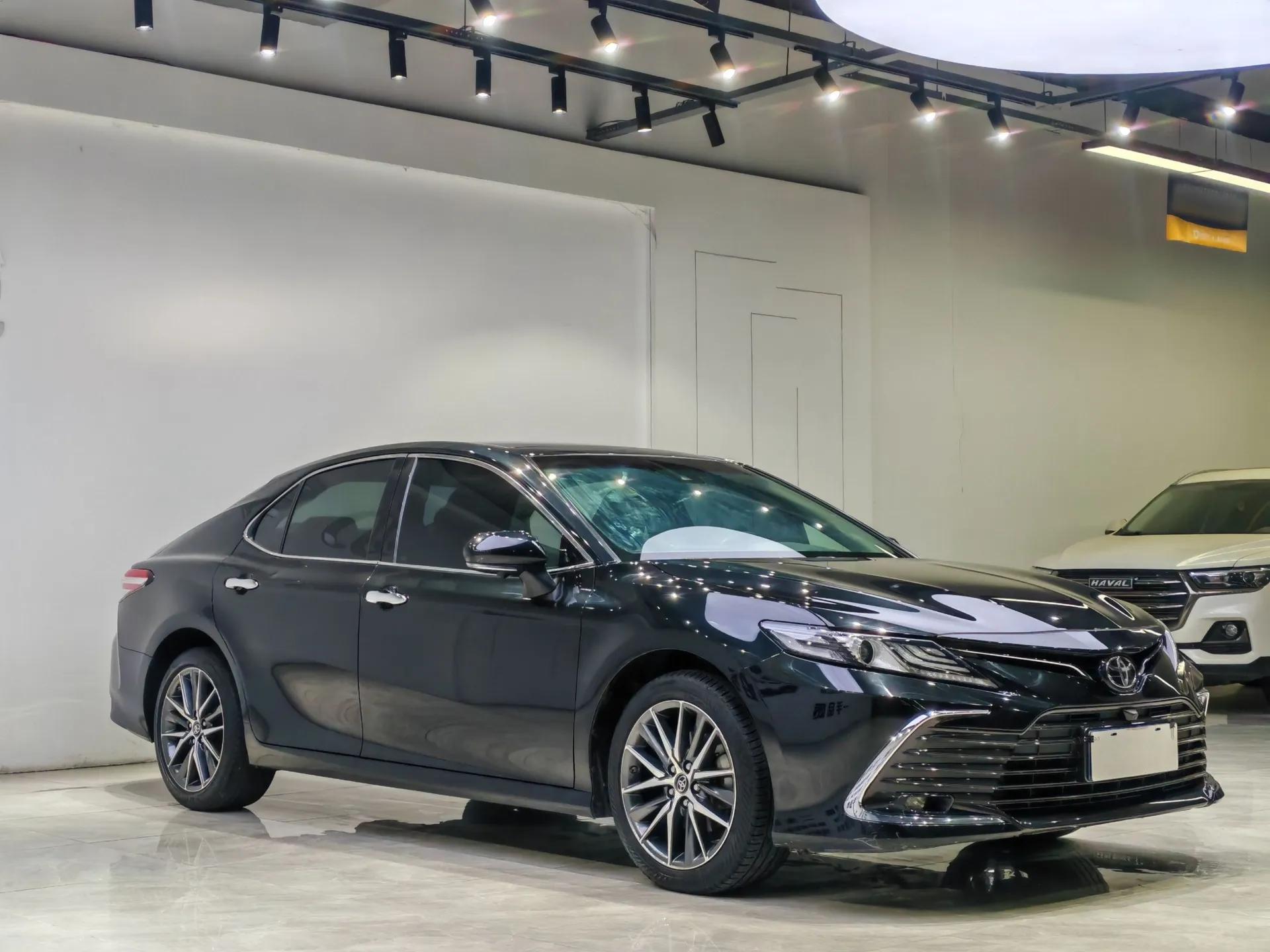 Toyota Camry 2021 2.5G Luxury Edition — миниатюра 5
