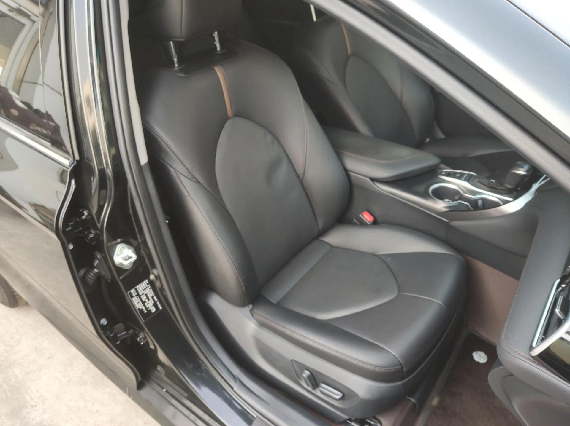 Toyota Camry 2021 2.5G Luxury Edition — миниатюра 23