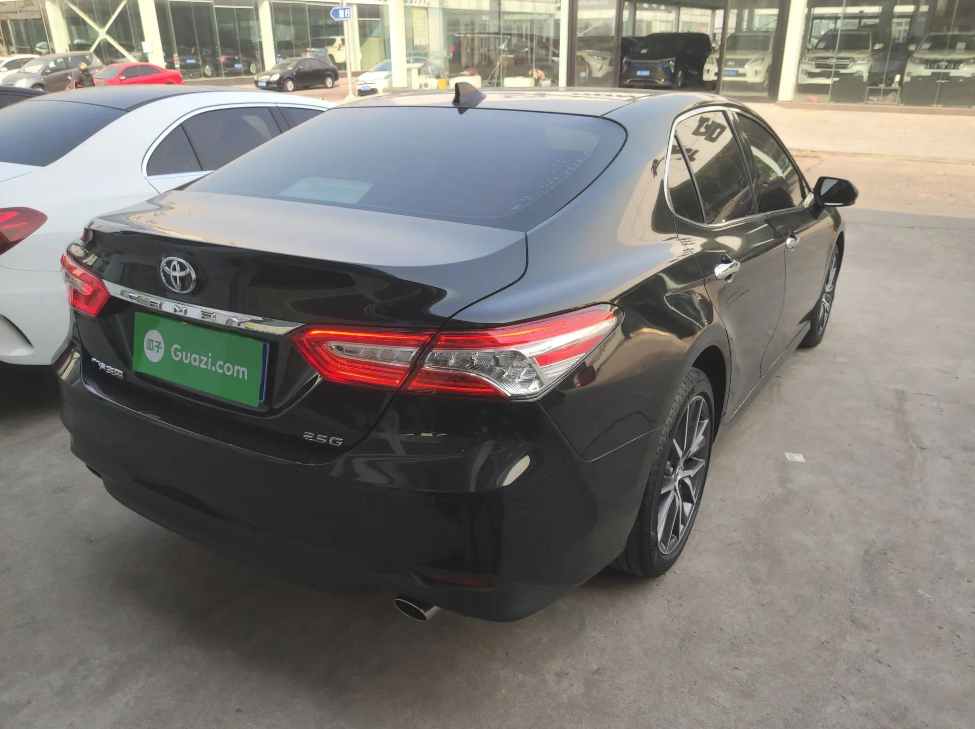 Toyota Camry 2021 2.5G Luxury Edition — миниатюра 6