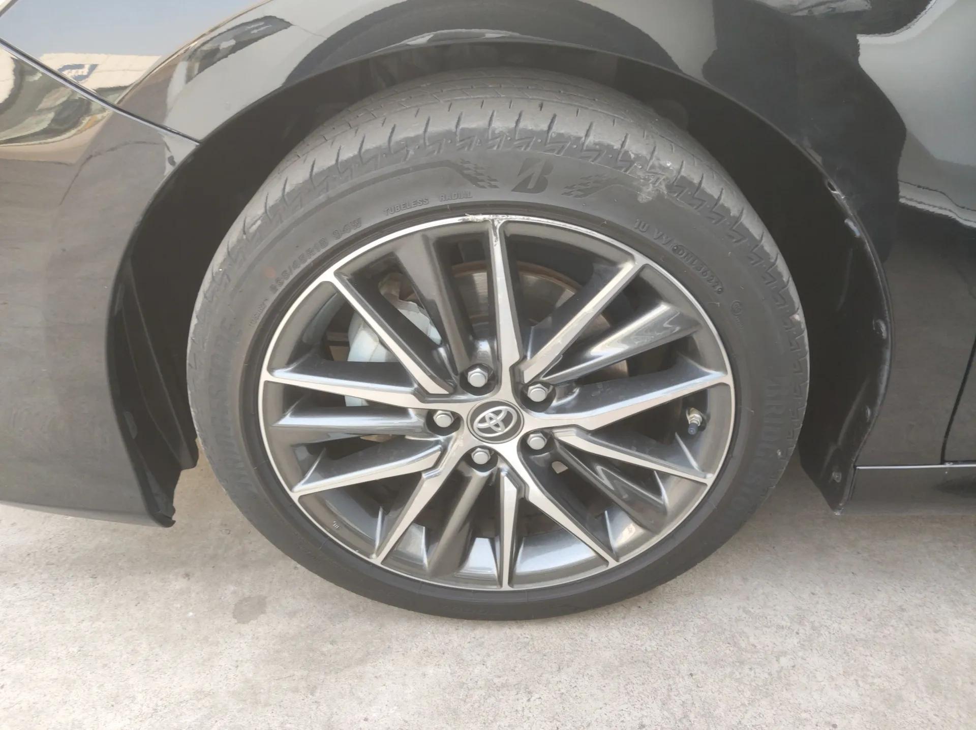 Toyota Camry 2021 2.5G Luxury Edition — миниатюра 8