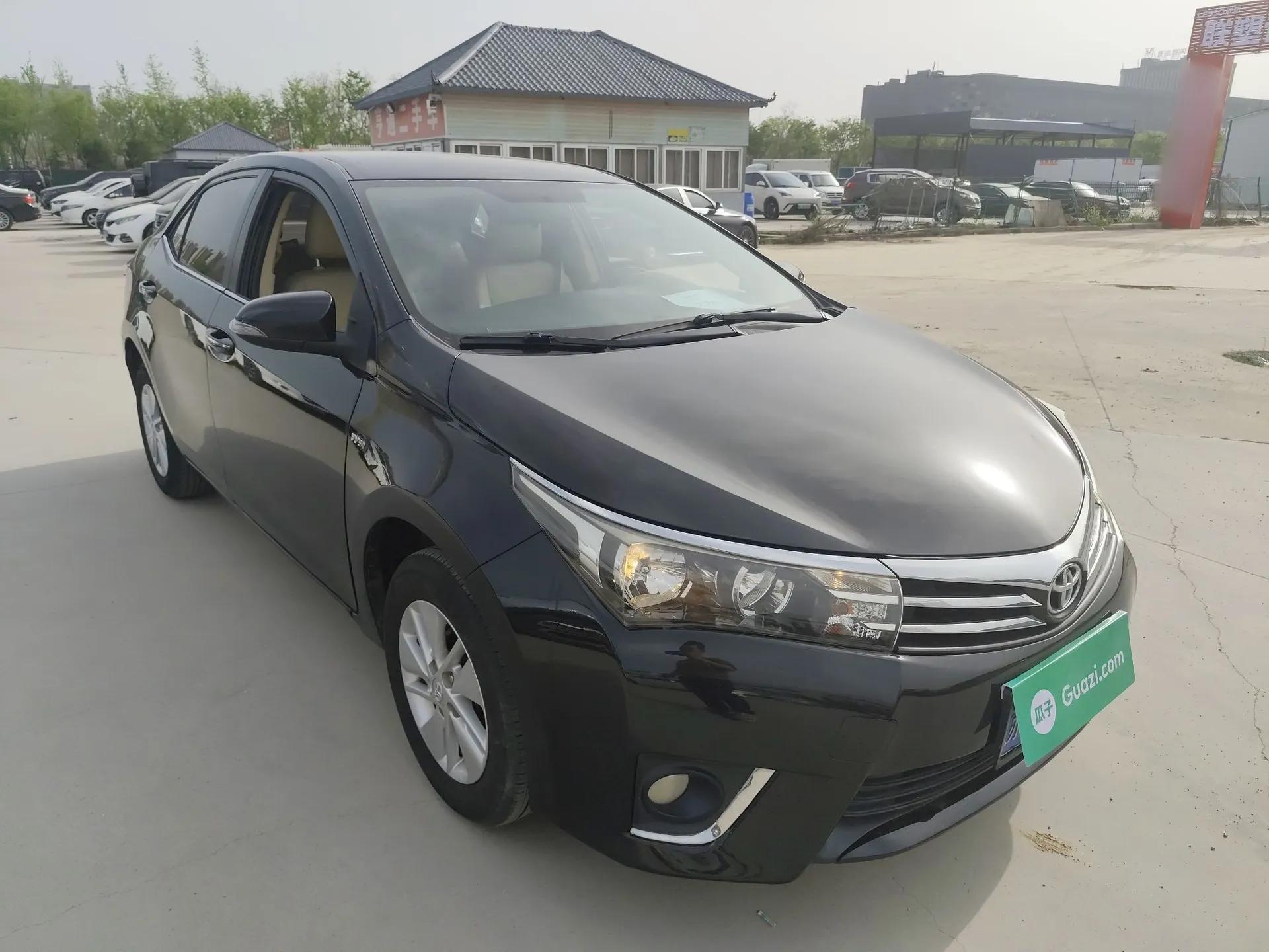Toyota Corolla 2014 1.6L Manual GL — миниатюра 3
