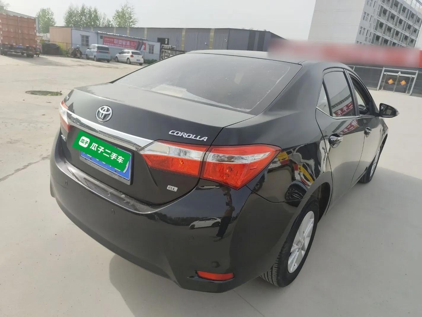 Toyota Corolla 2014 1.6L Manual GL — миниатюра 6