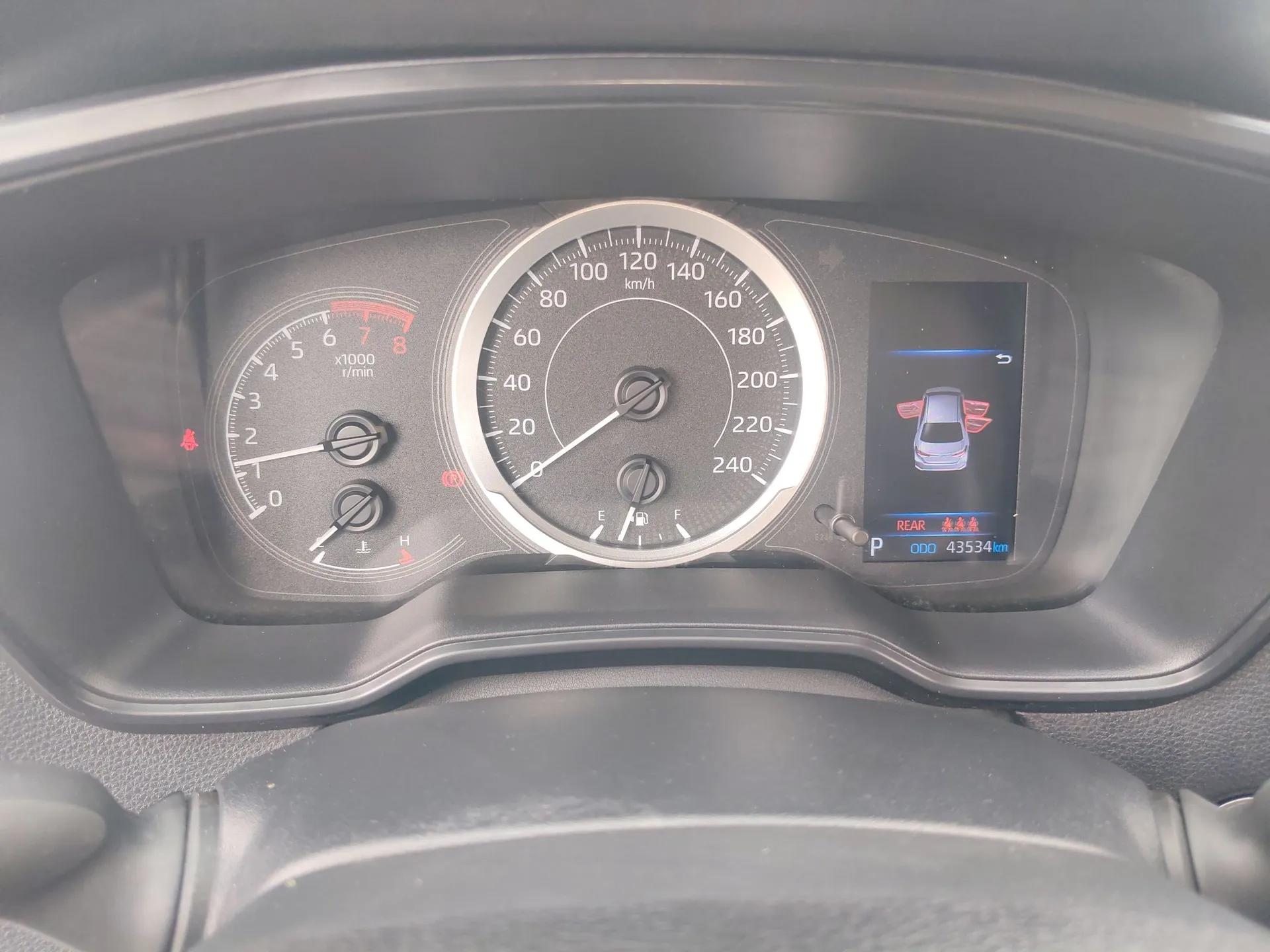 Toyota Corolla 2022 1.2T S-CVT Pioneer PLUS Edition — миниатюра 15