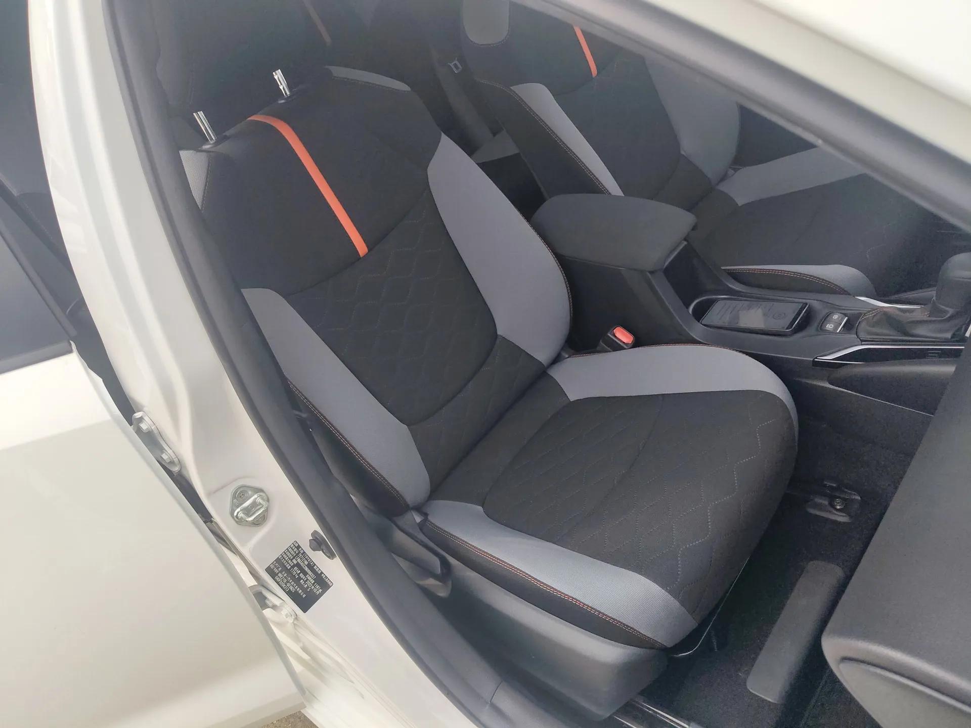 Toyota Corolla 2022 1.2T S-CVT Pioneer PLUS Edition — миниатюра 23