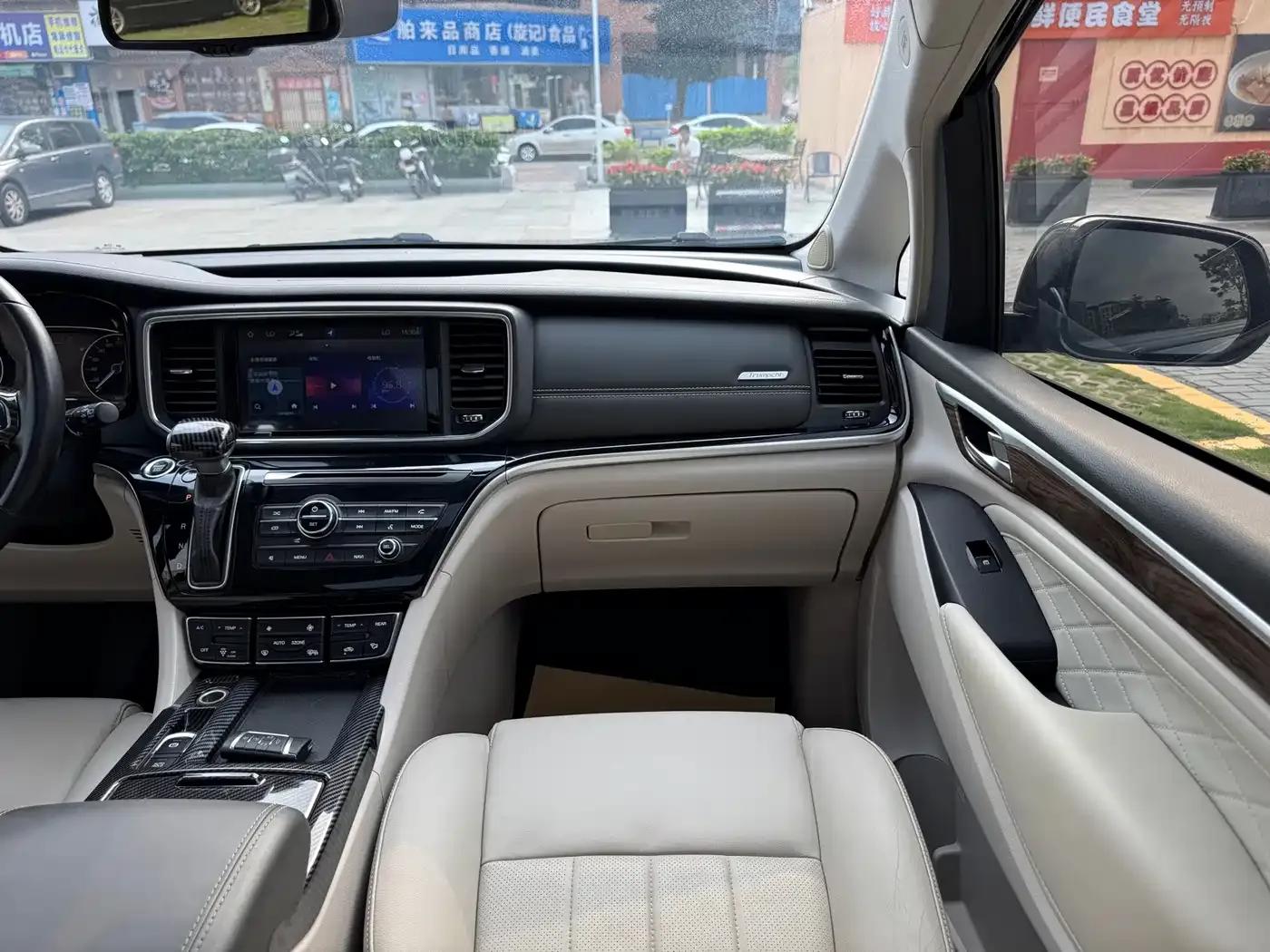 Trumpchi M8 2018 320T Premium Edition — миниатюра 19