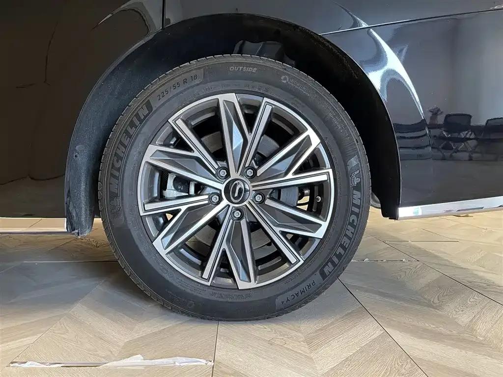 Trumpchi M8 2024 Master Series Super Hybrid Edition — миниатюра 11