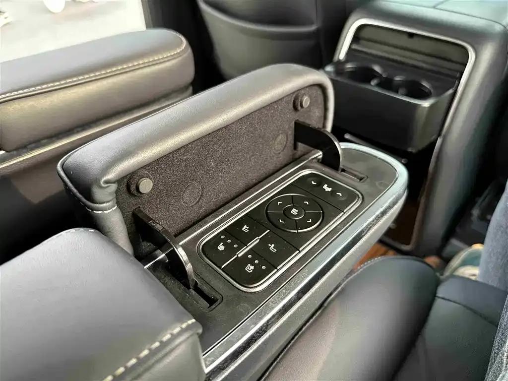 Trumpchi M8 2021 Leading Series 390T Supreme Edition — миниатюра 20