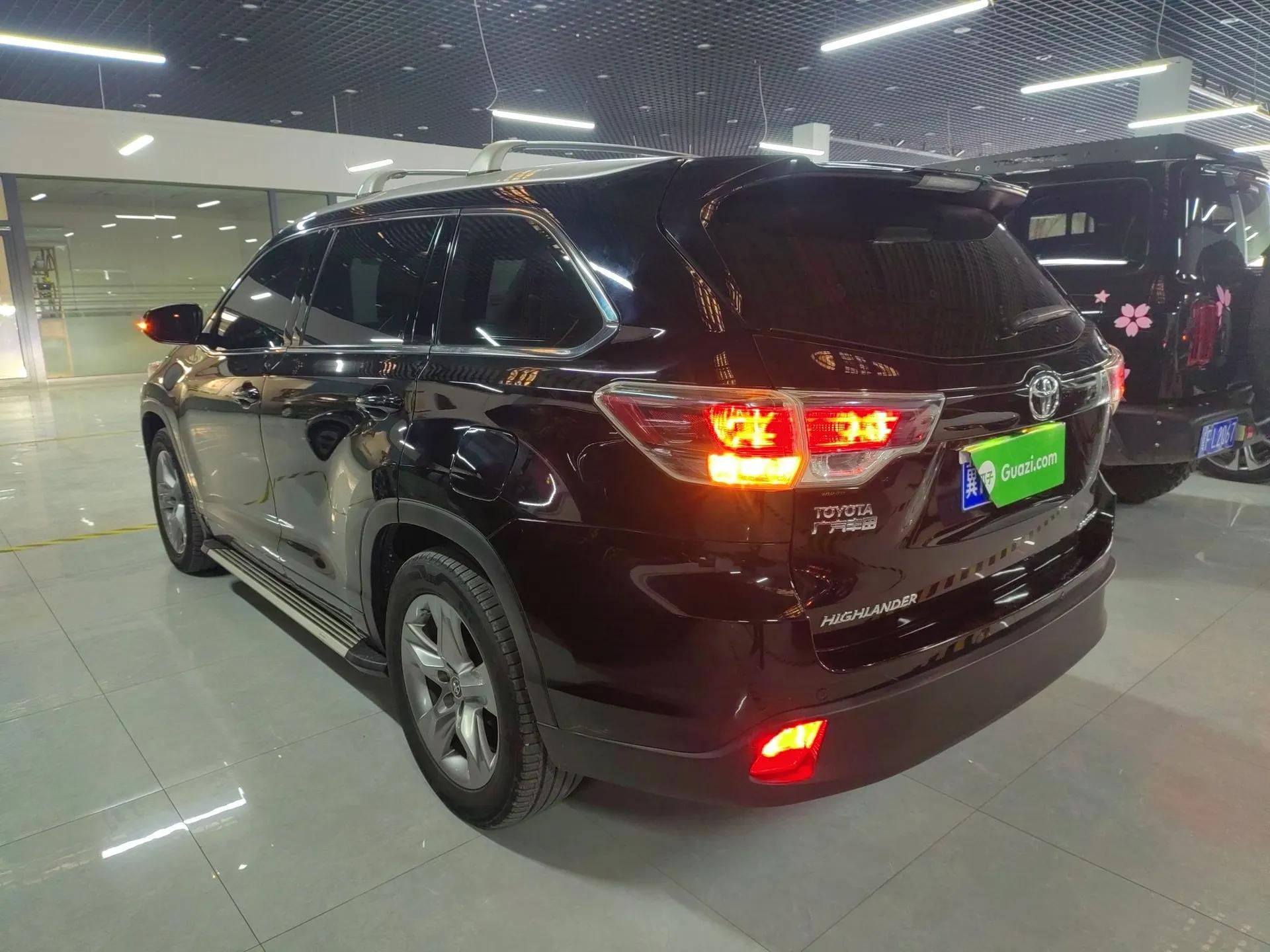 Toyota Highlander 2017 2.0T Four-Wheel Drive Luxury Edition 7 Seats — миниатюра 4