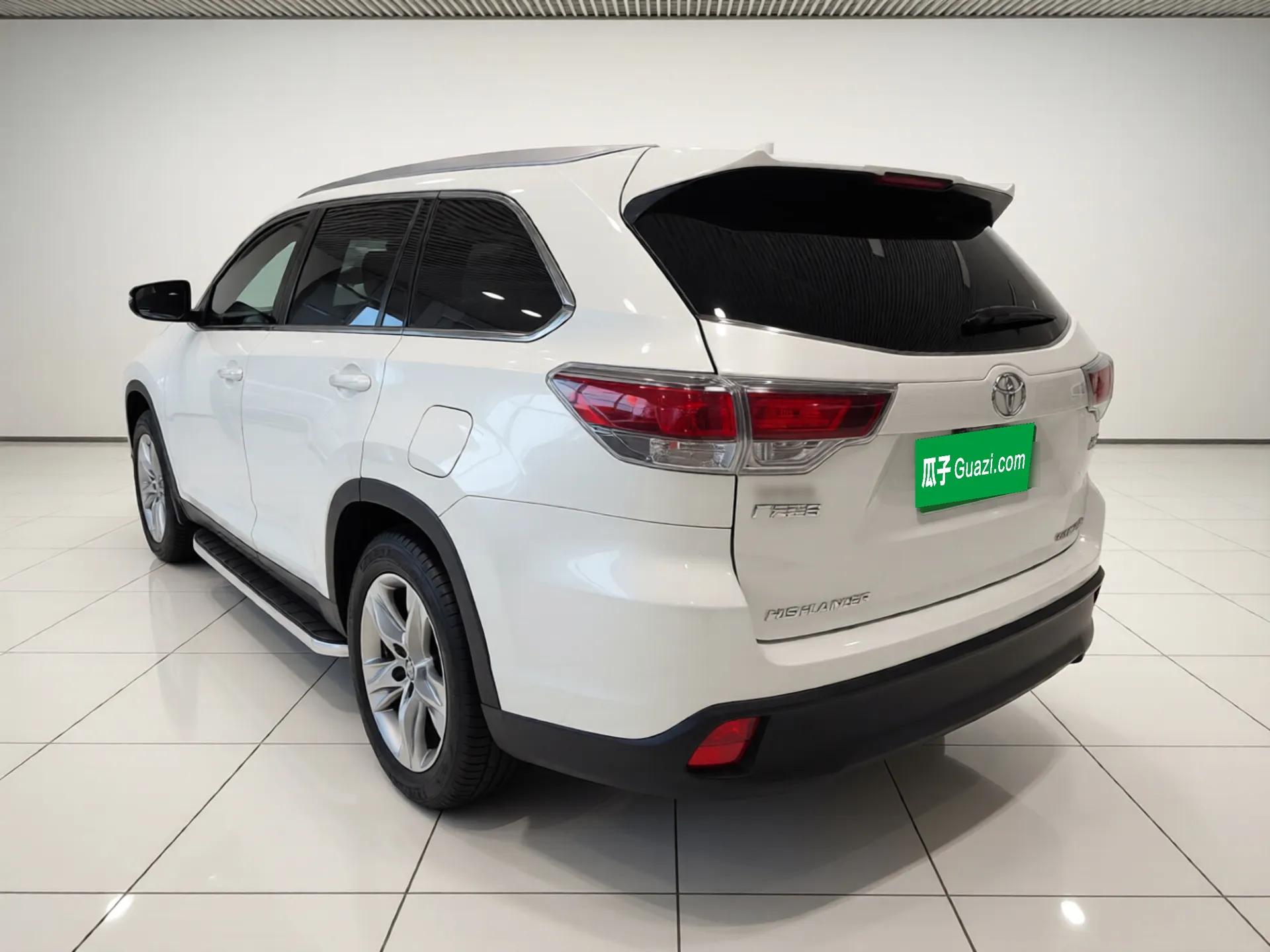 Toyota Highlander 2015 2.0T Four-Wheel Drive Luxury Edition 7-Seater — миниатюра 7
