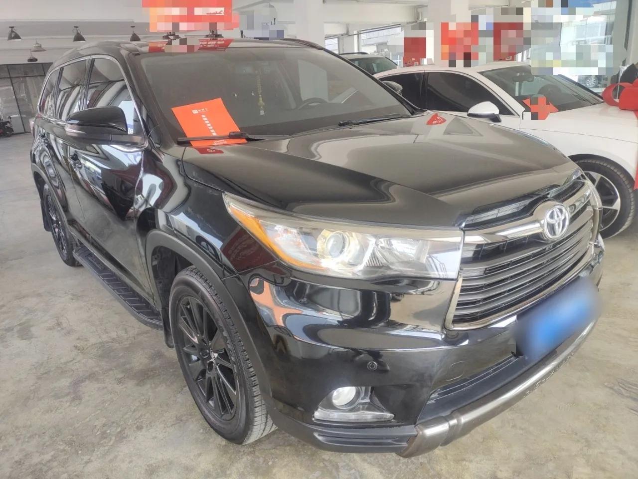 Toyota Highlander 2017 2.0T Four-Wheel Drive Black Edition Limited Model — миниатюра 3