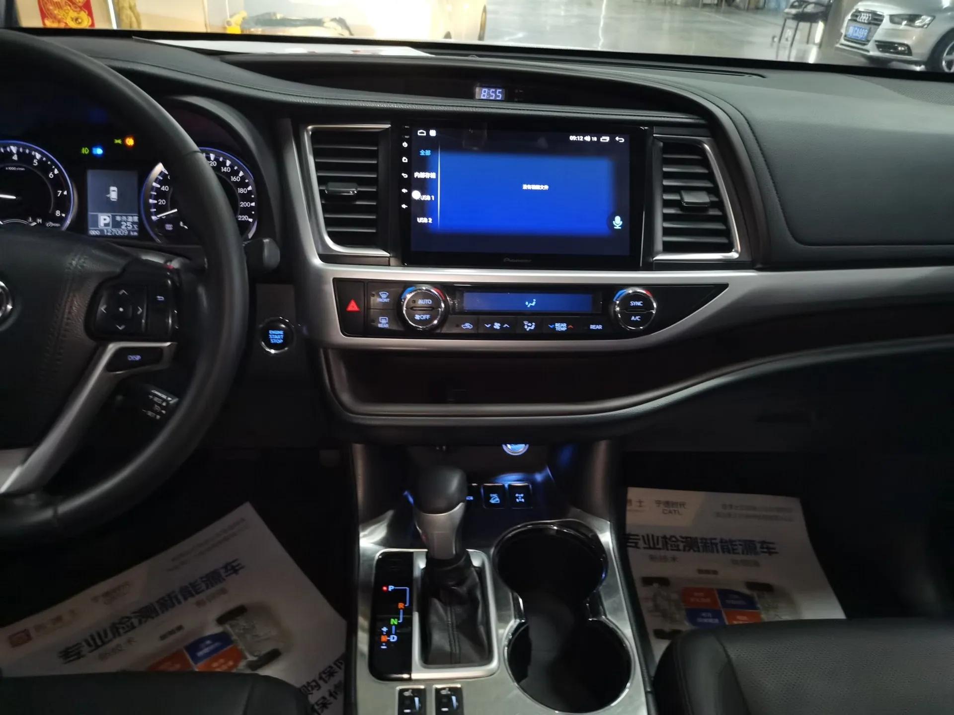 Toyota Highlander 2017 2.0T Four-Wheel Drive Luxury Edition 7 Seats — миниатюра 15
