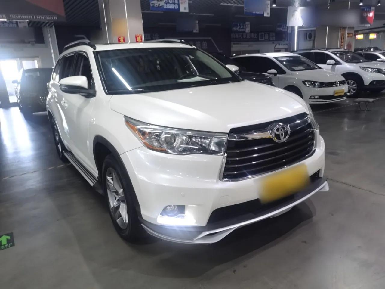 Toyota Highlander 2017 2.0T Four-Wheel Drive Luxury Edition 7 Seats — миниатюра 6
