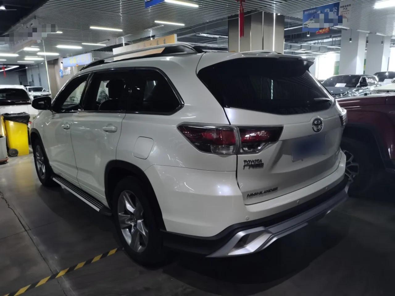 Toyota Highlander 2017 2.0T Four-Wheel Drive Luxury Edition 7 Seats — миниатюра 7