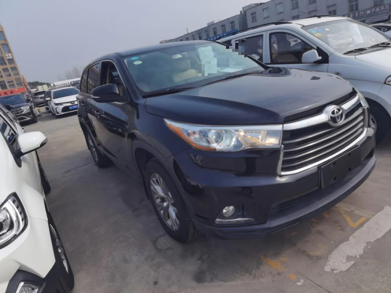 Toyota Highlander 2015 2.0T Two-Wheel Drive Elite Edition 5 Seats — миниатюра 3