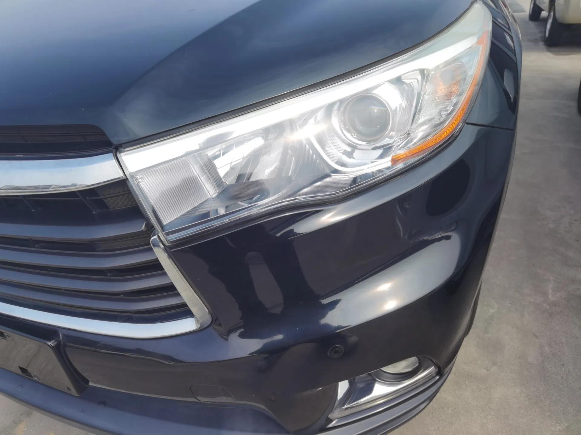Toyota Highlander 2015 2.0T Two-Wheel Drive Elite Edition 5 Seats — миниатюра 9