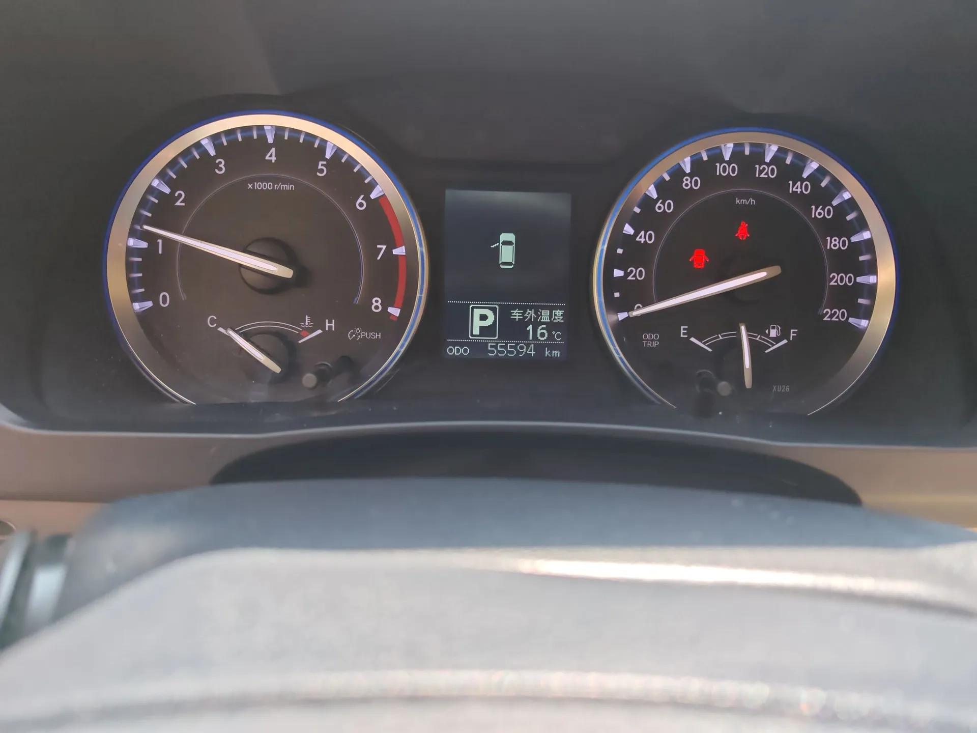 Toyota Highlander 2015 2.0T Four-Wheel Drive Elite Edition 7-Seater — миниатюра 11