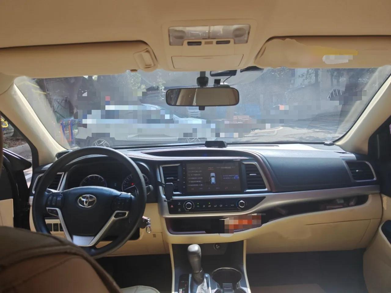 Toyota Highlander 2015 2.0T Four-Wheel Drive Elite Edition 7-Seater — миниатюра 18