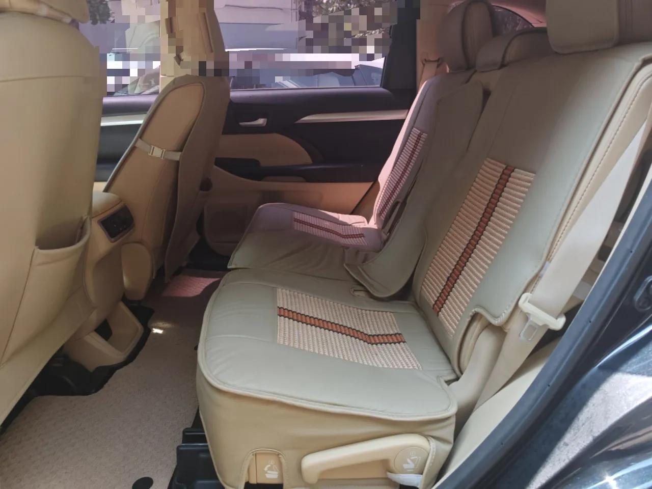 Toyota Highlander 2015 2.0T Four-Wheel Drive Elite Edition 7-Seater — миниатюра 20