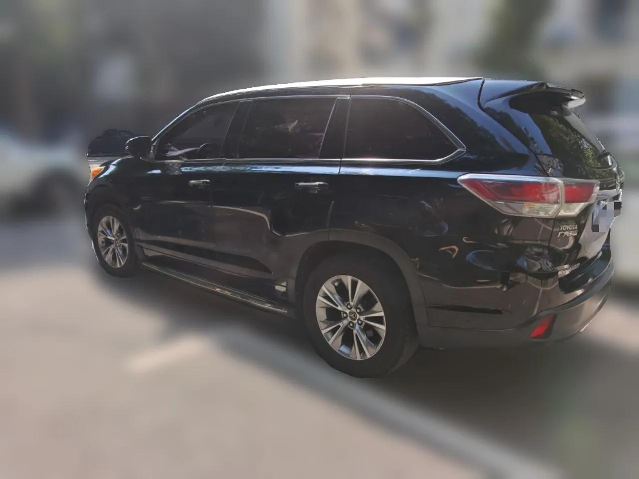 Toyota Highlander 2015 2.0T Four-Wheel Drive Elite Edition 7-Seater — миниатюра 4