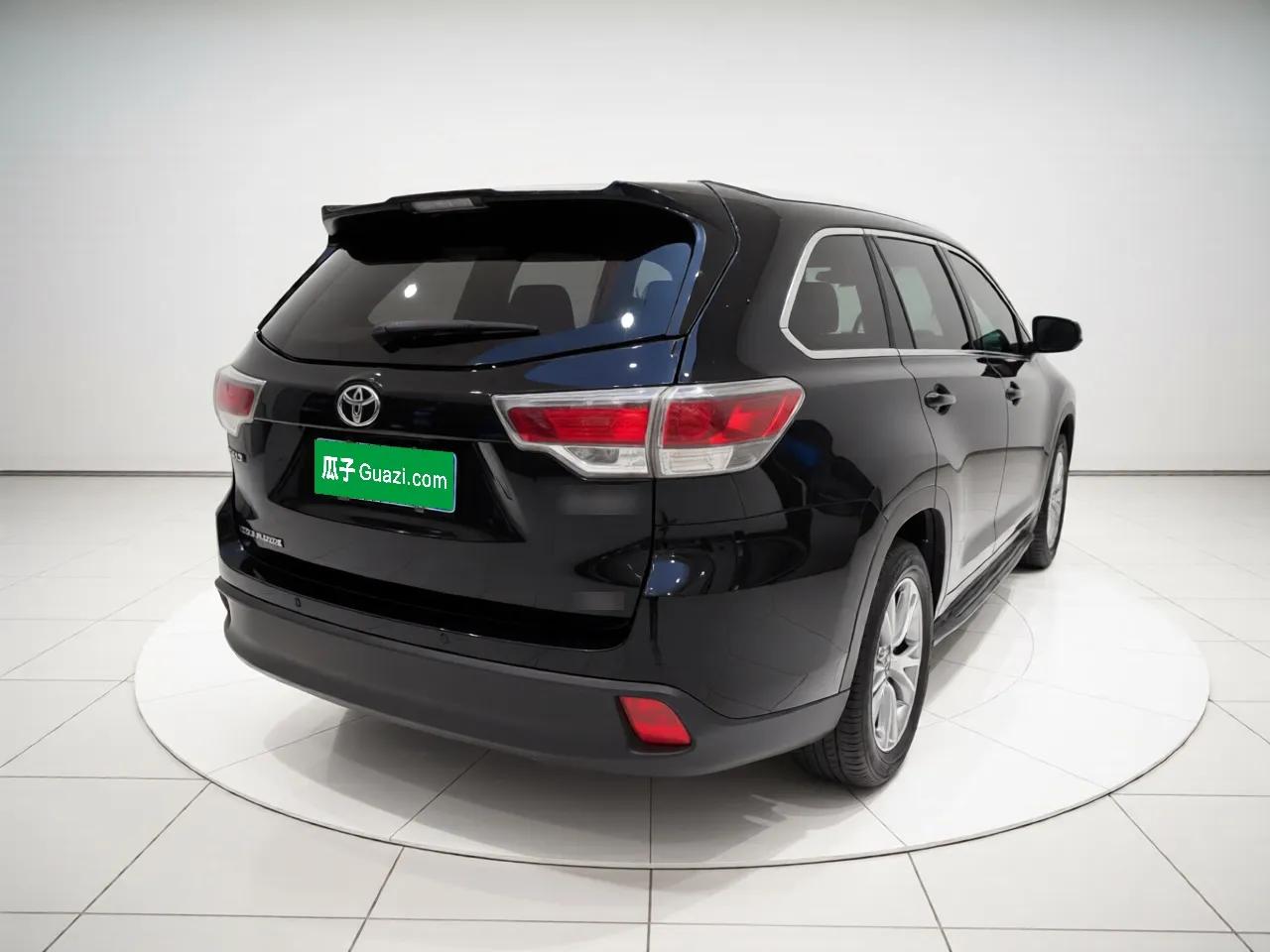 Toyota Highlander 2015 2.0T Four-Wheel Drive Elite Edition 7-Seater — миниатюра 6