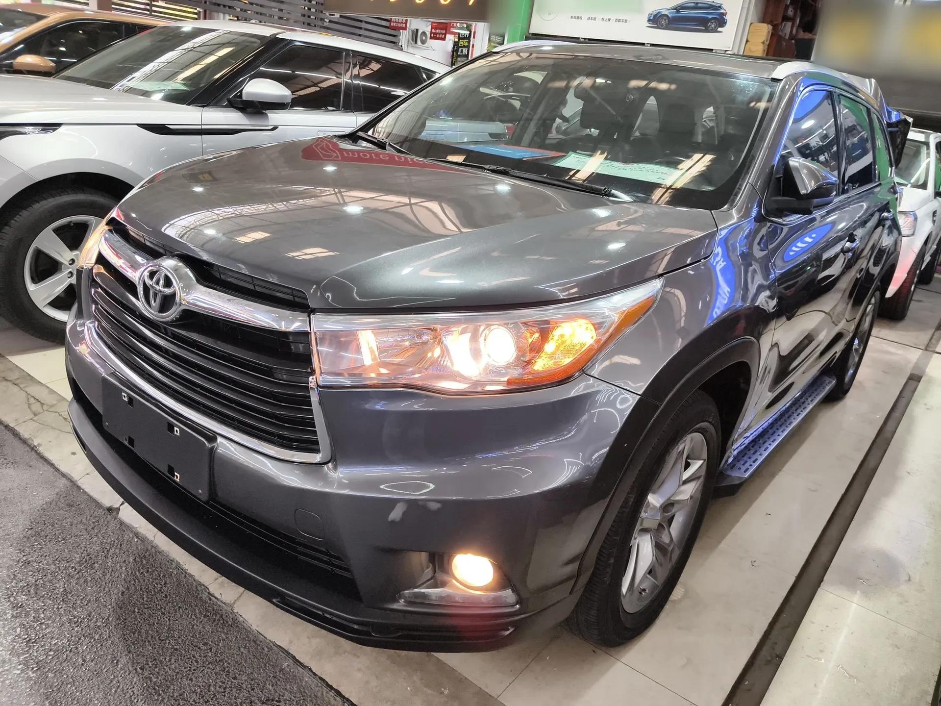 Toyota Highlander 2015 2.0T Four-Wheel Drive Luxury Edition 7-Seater — миниатюра 1