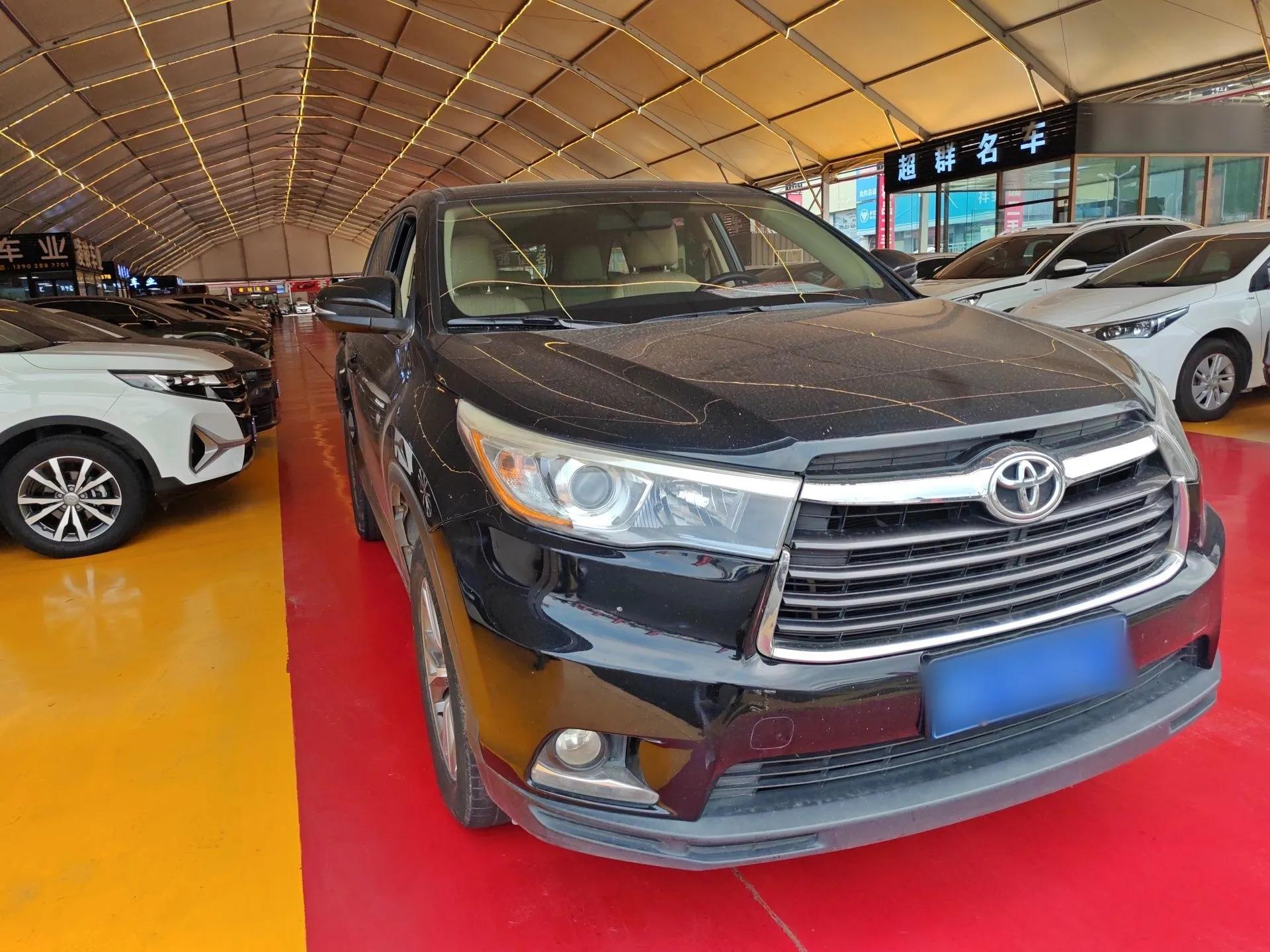 Toyota Highlander 2017 2.0T Two-Wheel Drive Elite Version 7 Seats — миниатюра 6