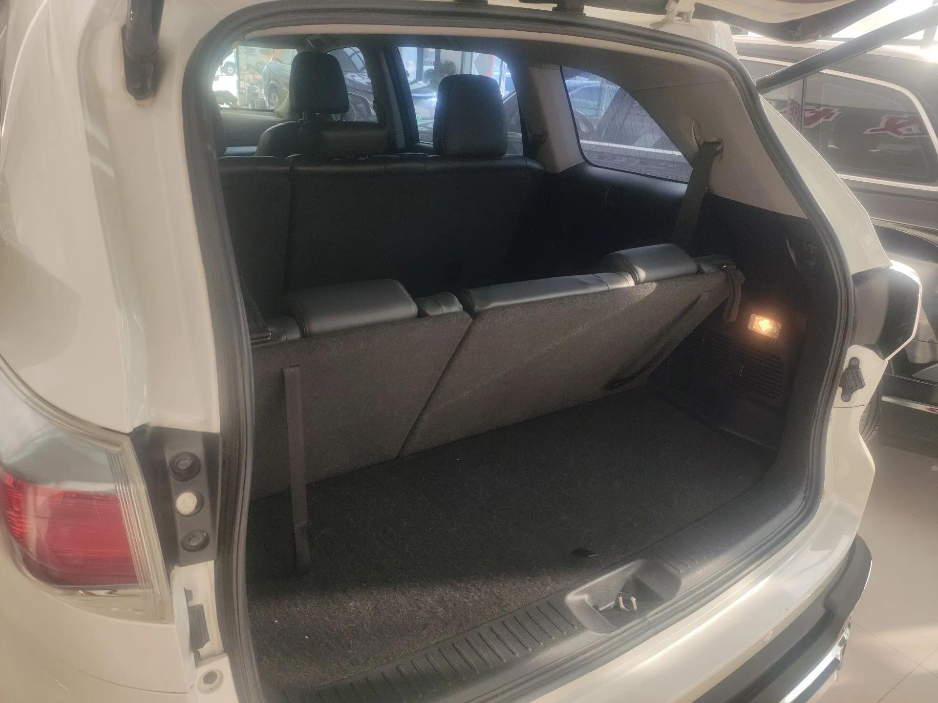 Toyota Highlander 2017 2.0T Four-Wheel Drive Luxury Edition 7 Seats — миниатюра 22