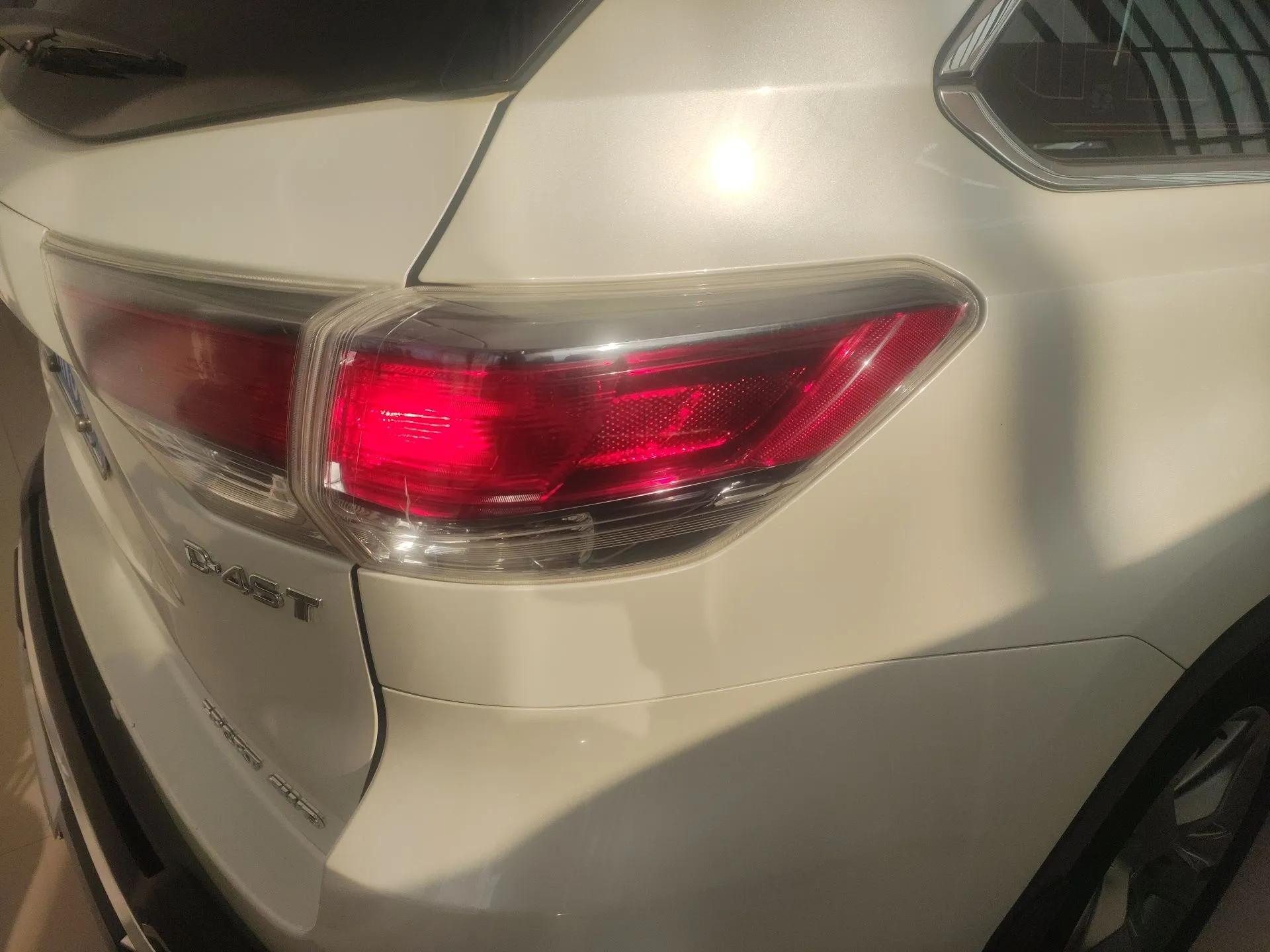 Toyota Highlander 2017 2.0T Four-Wheel Drive Luxury Edition 7 Seats — миниатюра 7