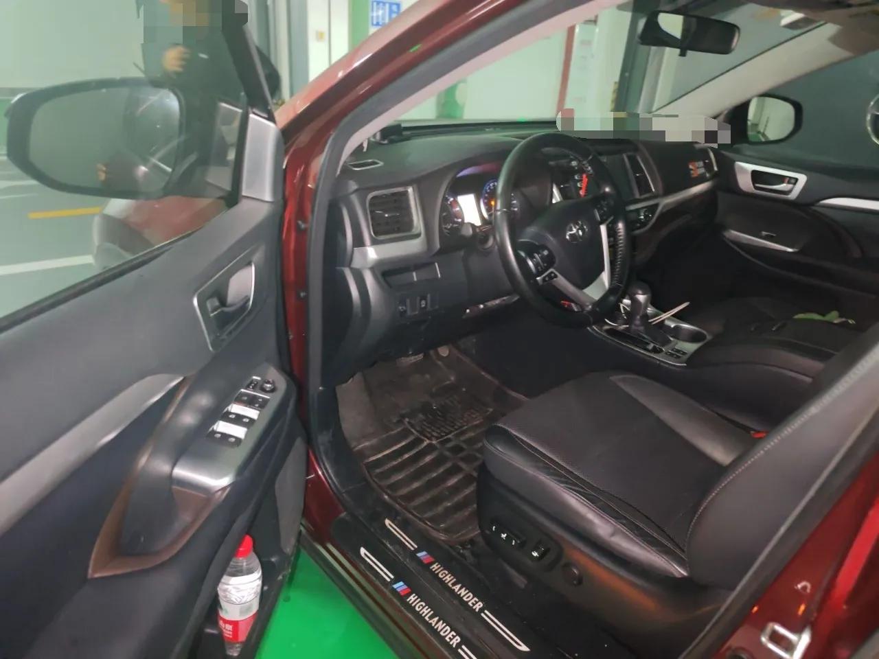 Toyota Highlander 2015 2.0T Two-Wheel Drive Luxury Edition 7 Seats — миниатюра 17