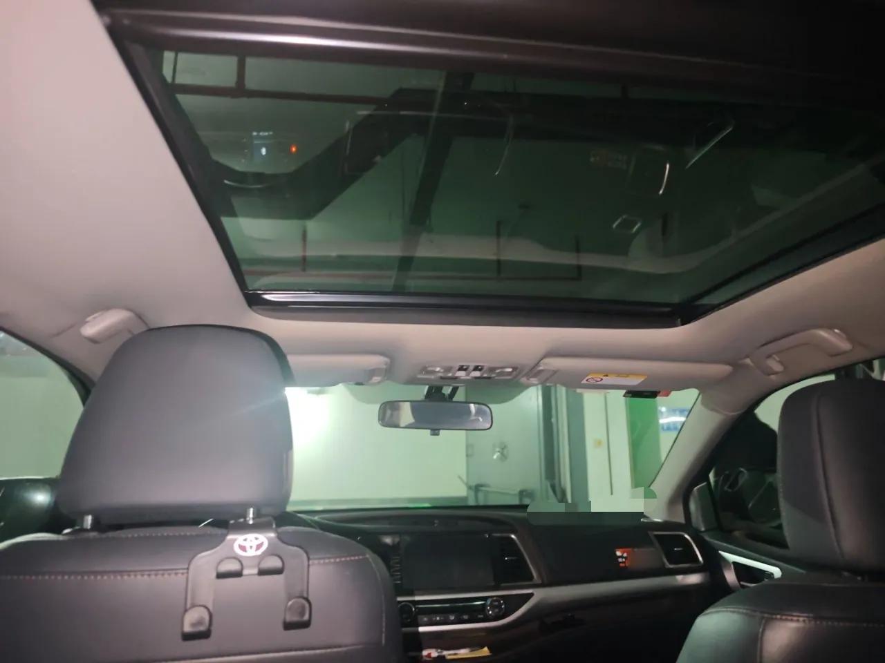 Toyota Highlander 2015 2.0T Two-Wheel Drive Luxury Edition 7 Seats — миниатюра 19