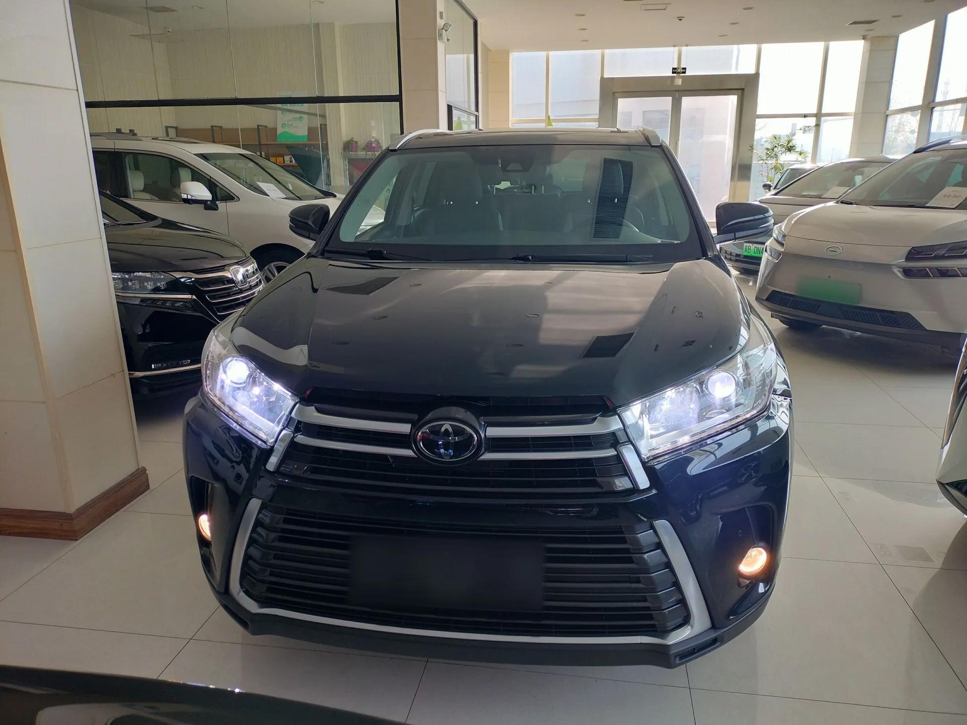 Toyota Highlander 2018 2.0T Four-Wheel Drive Prestige Version 7 Seats China VI Standard — миниатюра 2