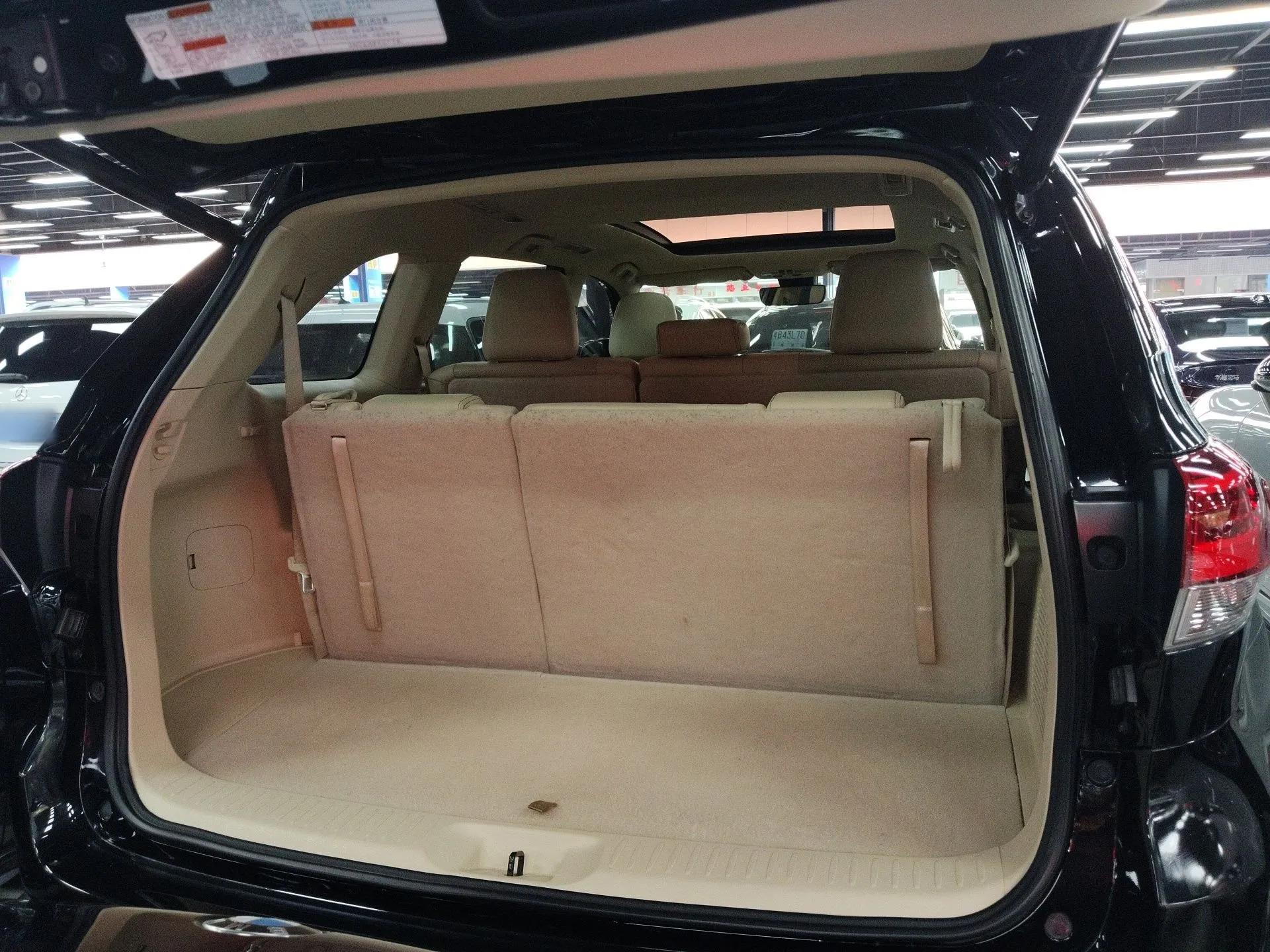 Toyota Highlander 2018 2.0T Four-Wheel Drive Ultimate Edition 7-Seater Emission Standard China V — миниатюра 22