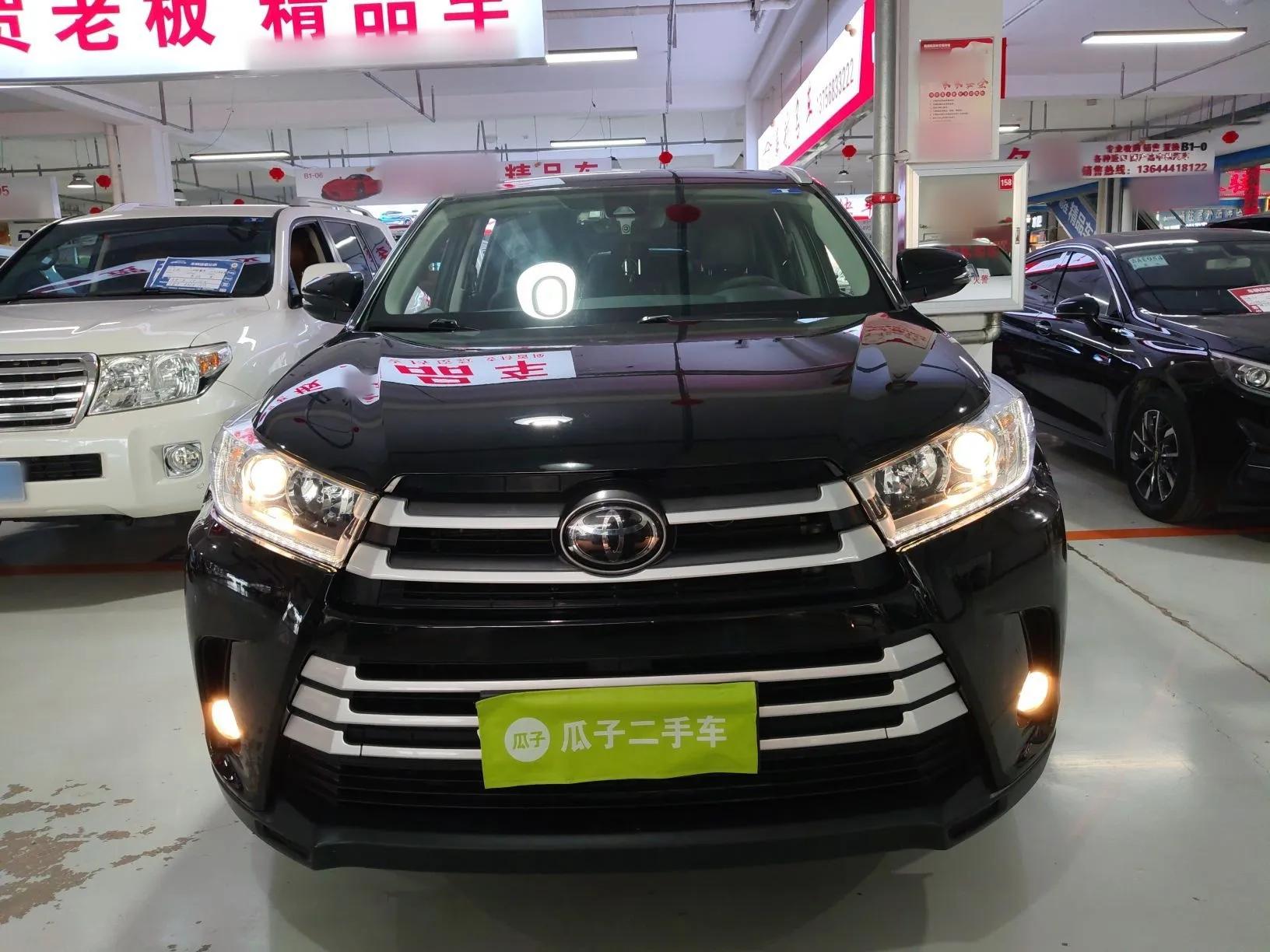 Toyota Highlander 2018 2.0T Four-Wheel Drive Luxury Version 7 Seats China VI Standard — миниатюра 2