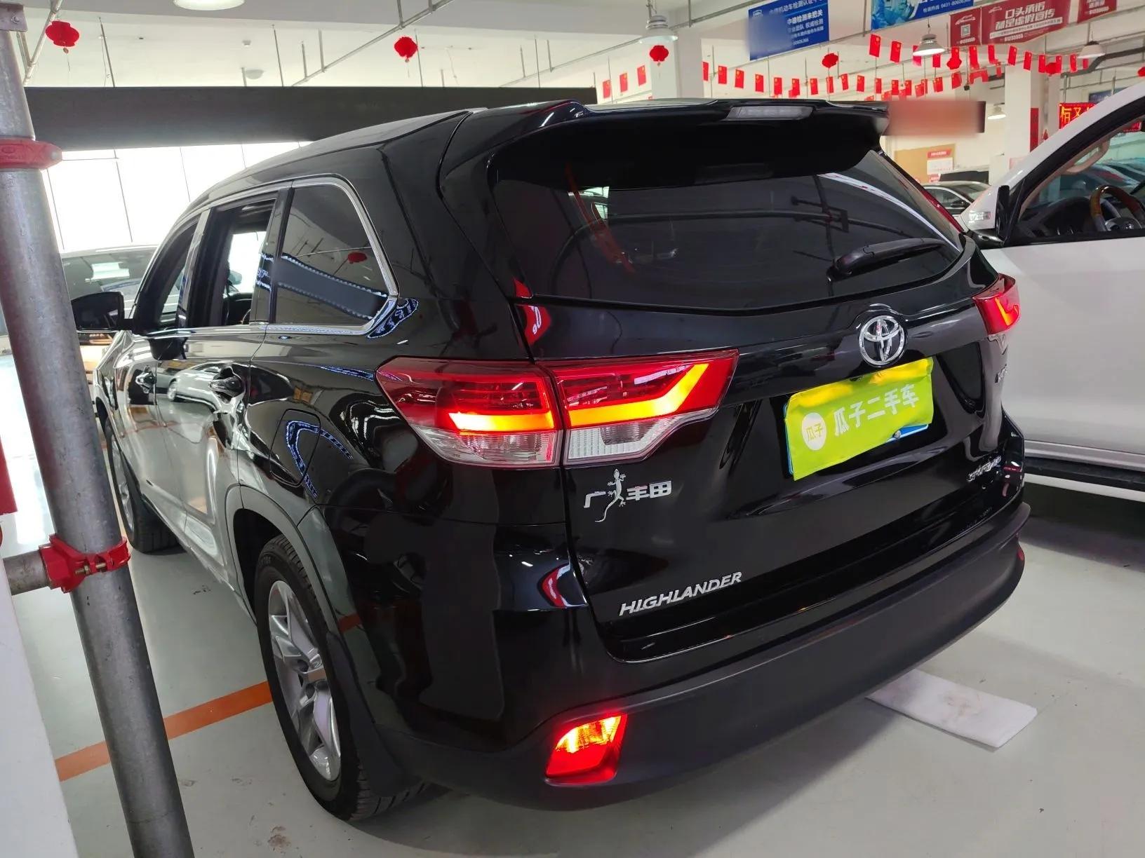 Toyota Highlander 2018 2.0T Four-Wheel Drive Luxury Version 7 Seats China VI Standard — миниатюра 4