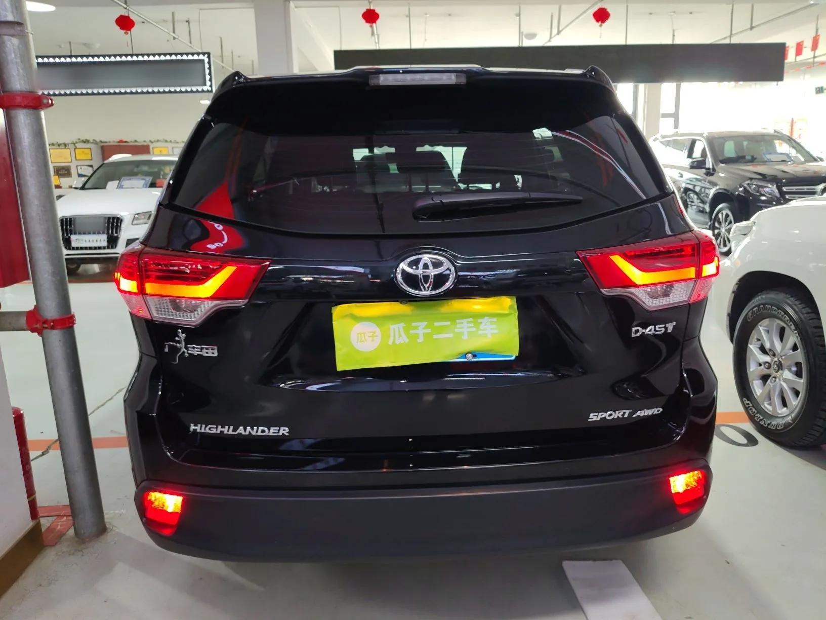 Toyota Highlander 2018 2.0T Four-Wheel Drive Luxury Version 7 Seats China VI Standard — миниатюра 5