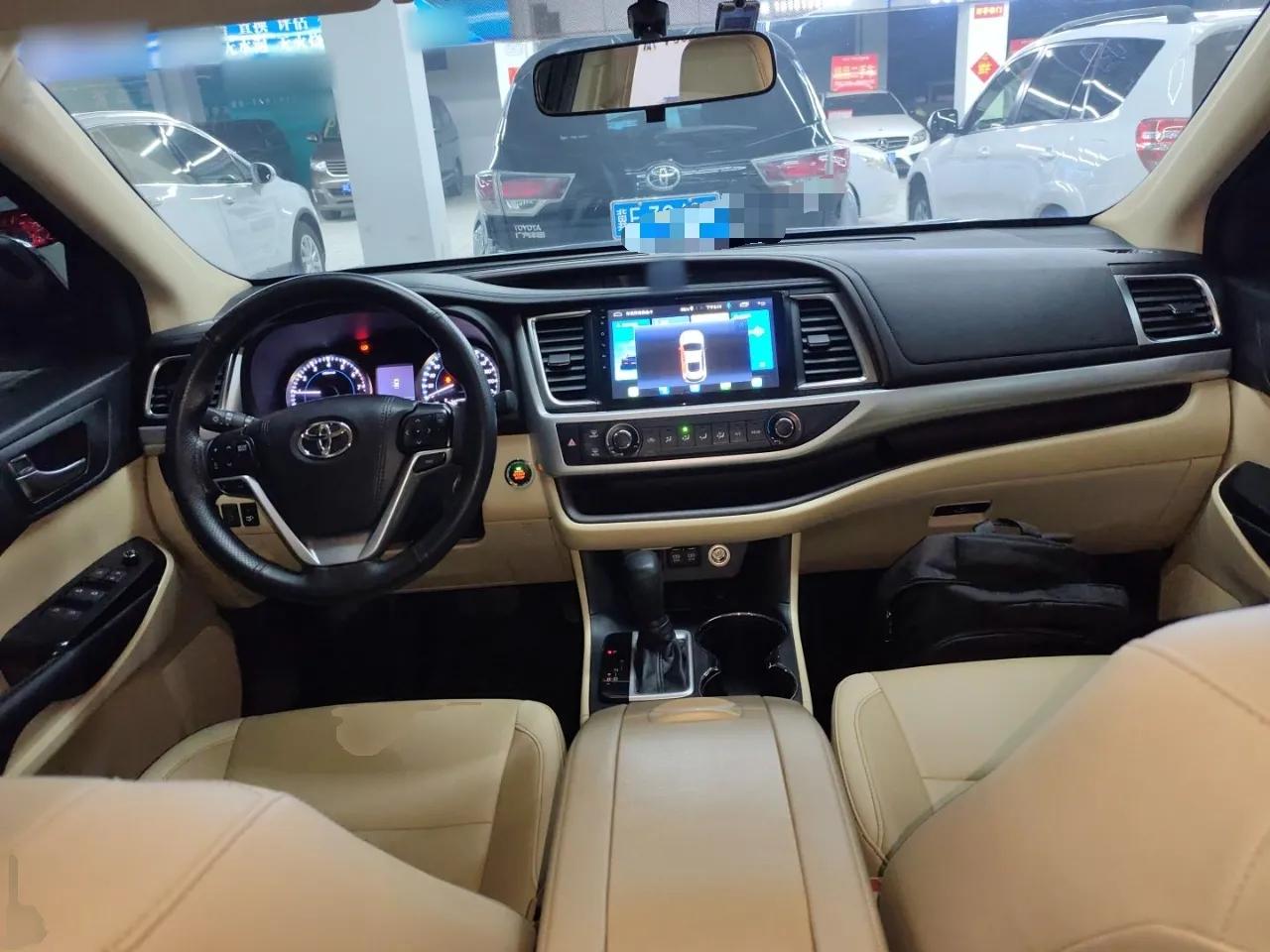 Toyota Highlander 2018 2.0T Four-Wheel Drive Elite Edition 7 Seats China VI Standard — миниатюра 13
