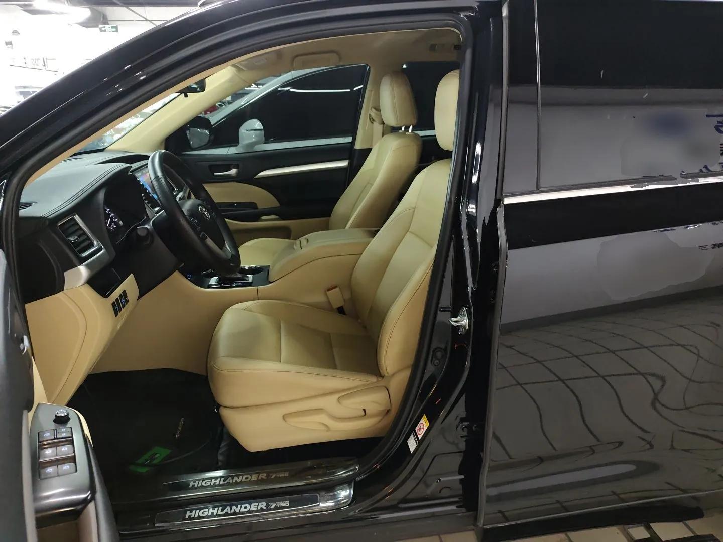 Toyota Highlander 2018 2.0T Four-Wheel Drive Elite Edition 7 Seats China VI Standard — миниатюра 18