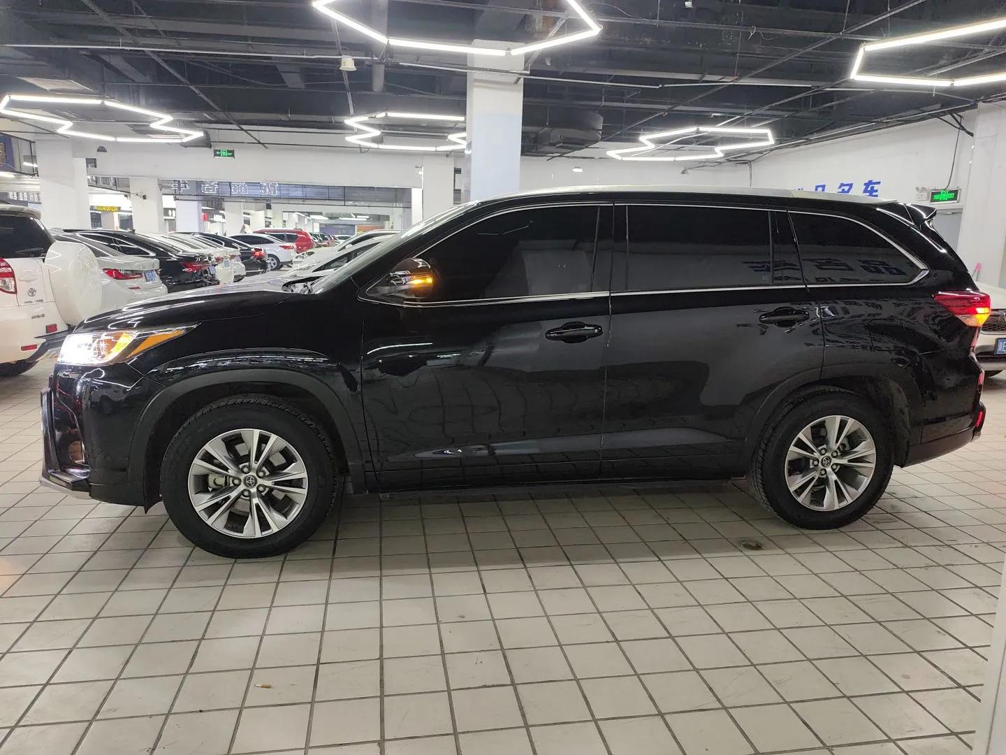 Toyota Highlander 2018 2.0T Four-Wheel Drive Elite Edition 7 Seats China VI Standard — миниатюра 4