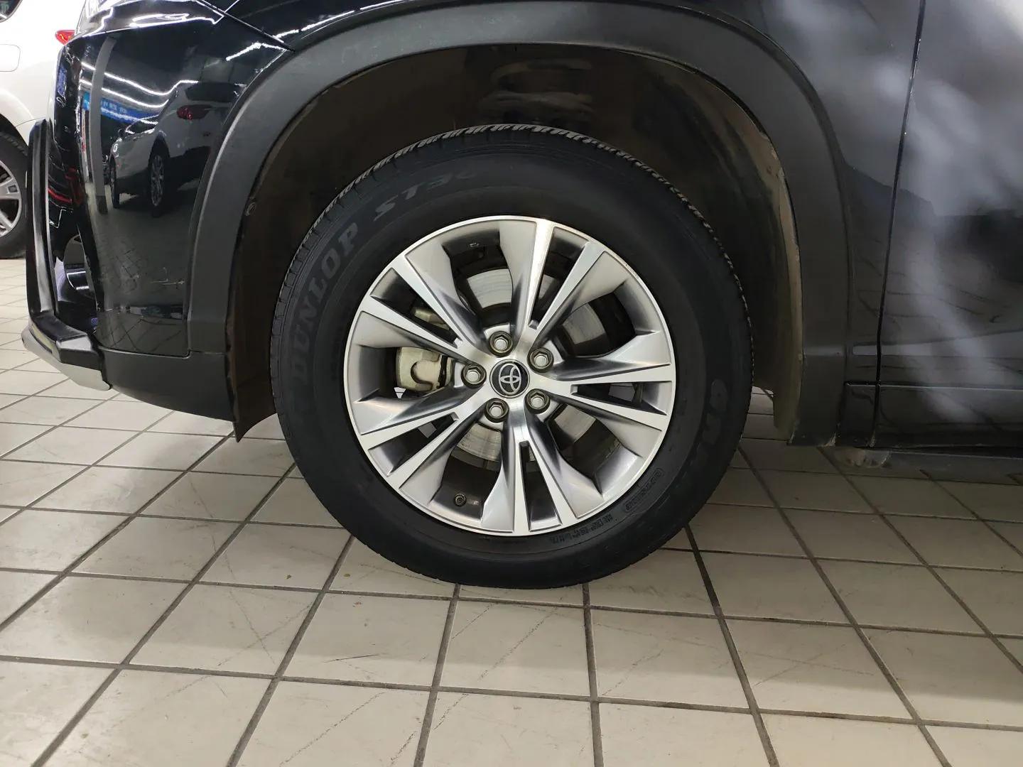 Toyota Highlander 2018 2.0T Four-Wheel Drive Elite Edition 7 Seats China VI Standard — миниатюра 8