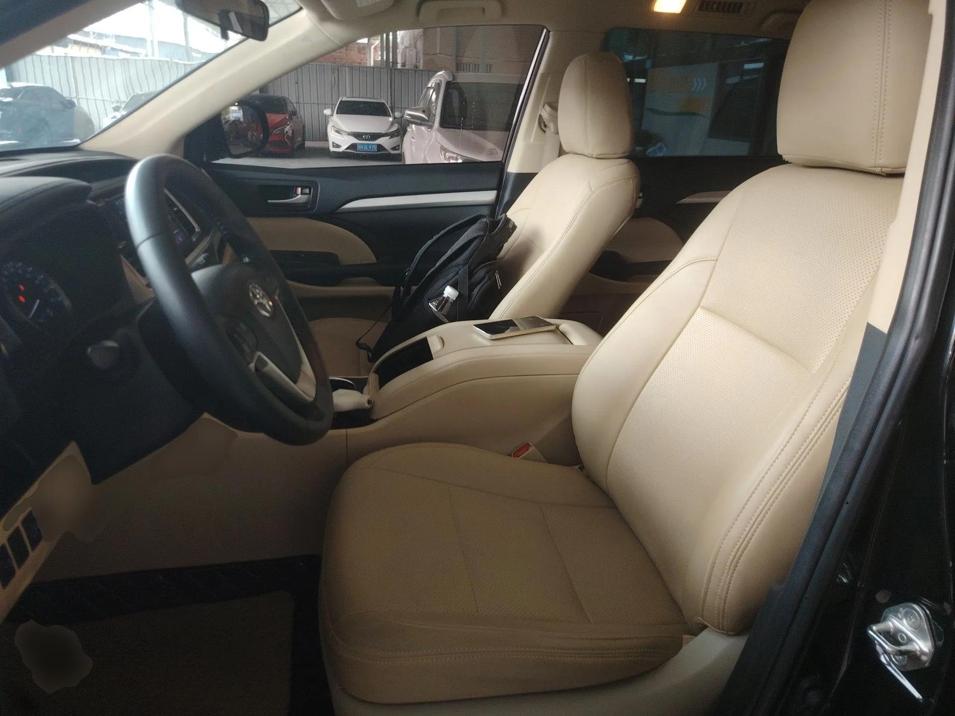 Toyota Highlander 2018 2.0T Two-Wheel Drive Elite Version 5 Seats China VI Standard — миниатюра 18