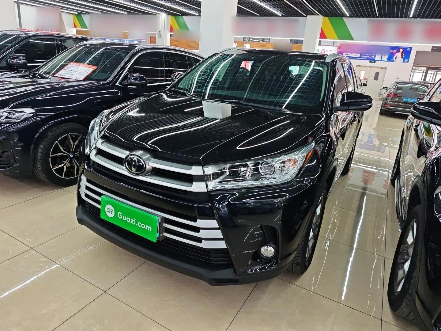 Toyota Highlander 2018 2.0T Four-Wheel Drive Luxury Version 7 Seats China VI Standard — миниатюра 1