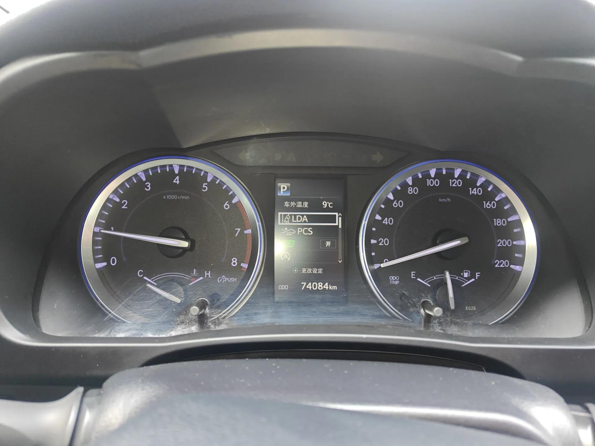 Toyota Highlander 2018 2.0T Four-Wheel Drive Luxury Edition 7 Seats China V Emission Standard — миниатюра 14
