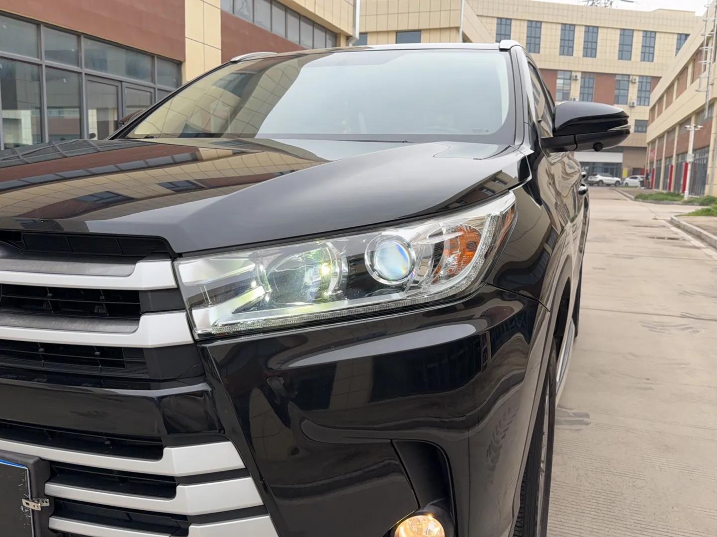 Toyota Highlander 2018 2.0T Two-Wheel Drive Elite Version 5 Seats China VI Standard — миниатюра 3