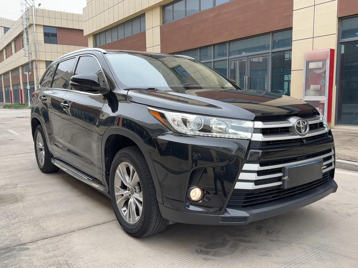 Toyota Highlander 2018 2.0T Two-Wheel Drive Elite Version 5 Seats China VI Standard — миниатюра 6
